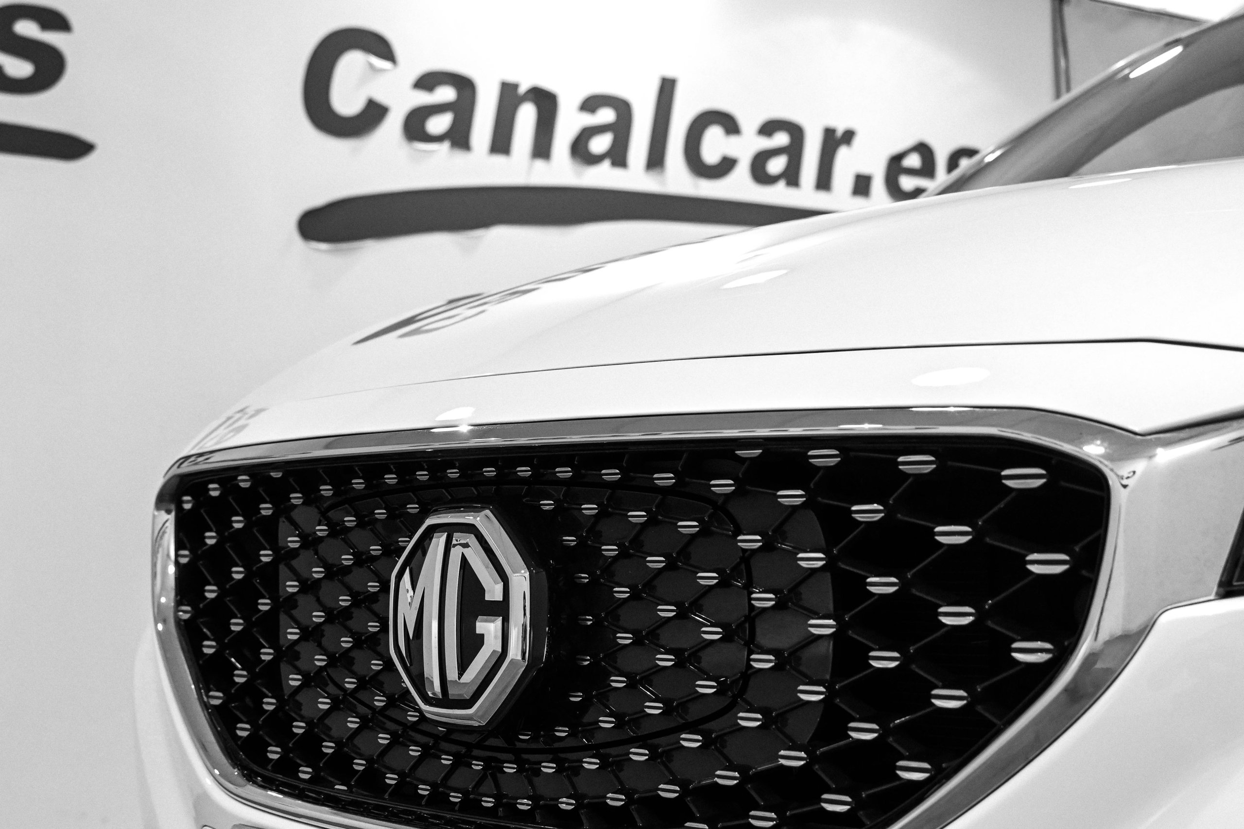 Foto MG ZS EV  37