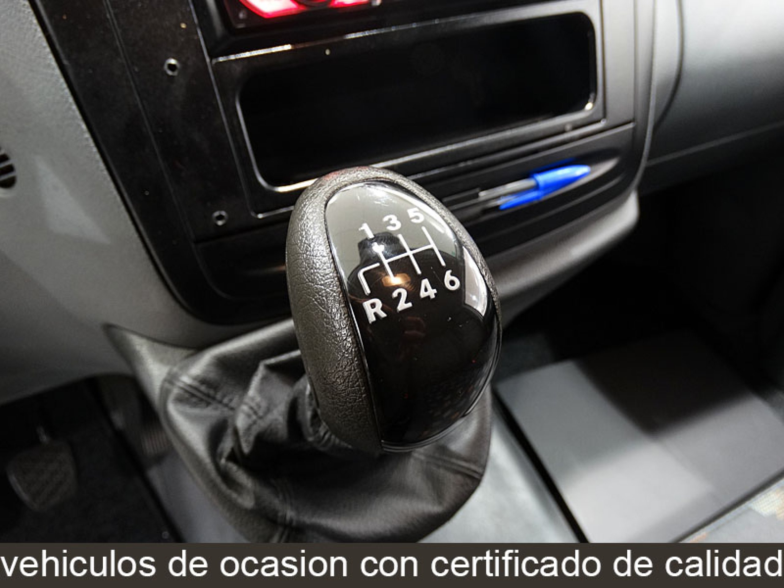 Foto Mercedes-Benz Vito 22