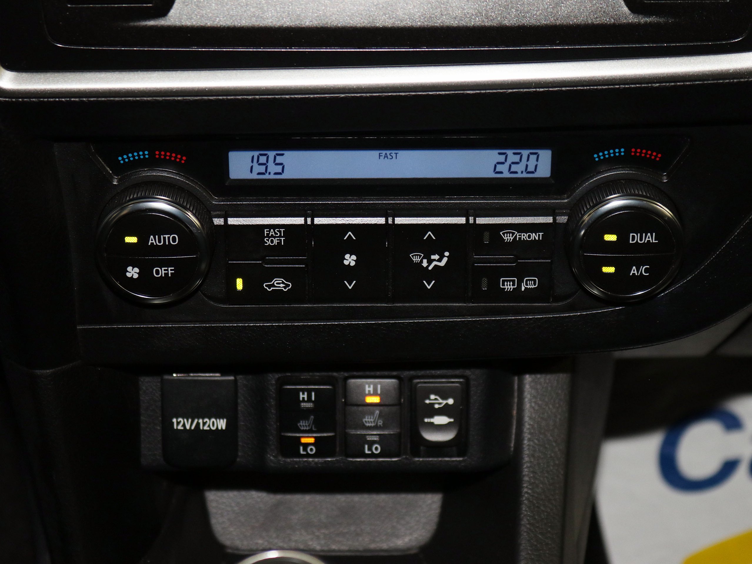 Foto Toyota Auris 22