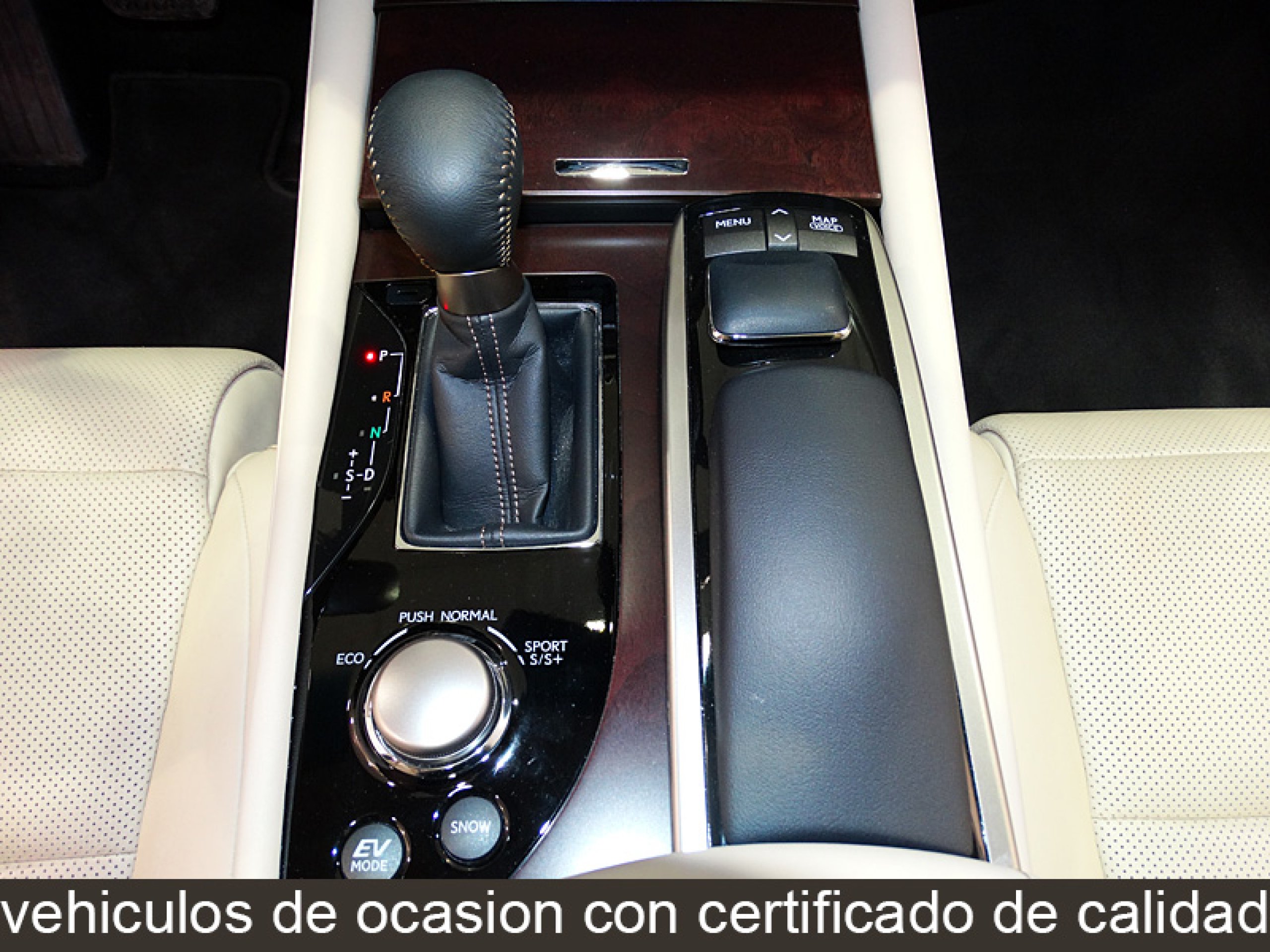 Foto Lexus GS 450h 32
