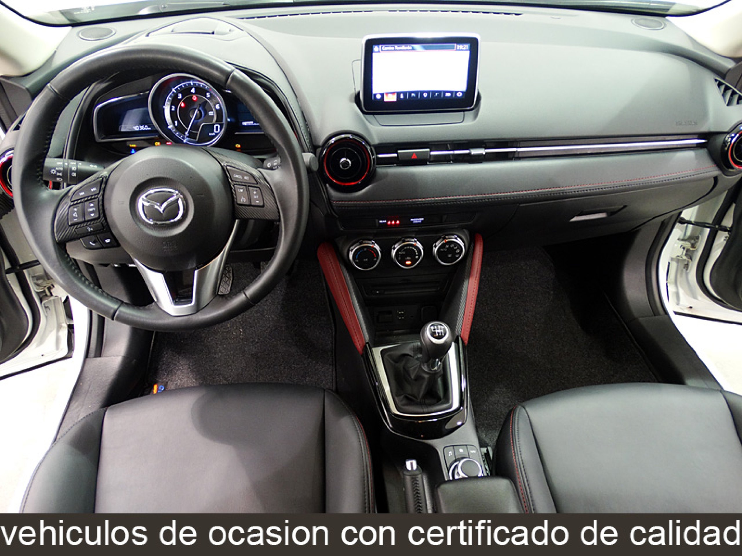Foto Mazda CX-3 31