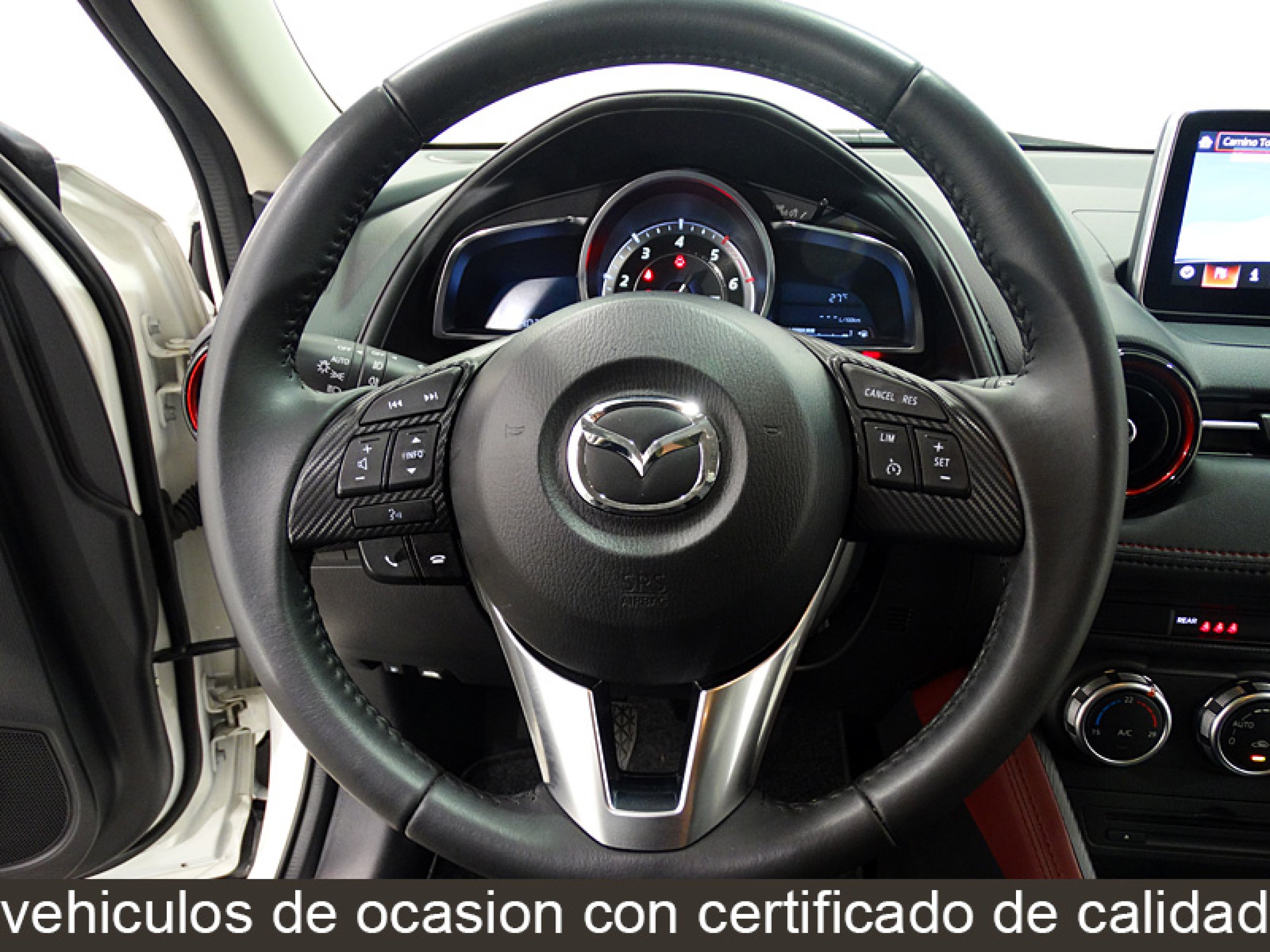Foto Mazda CX-3 36