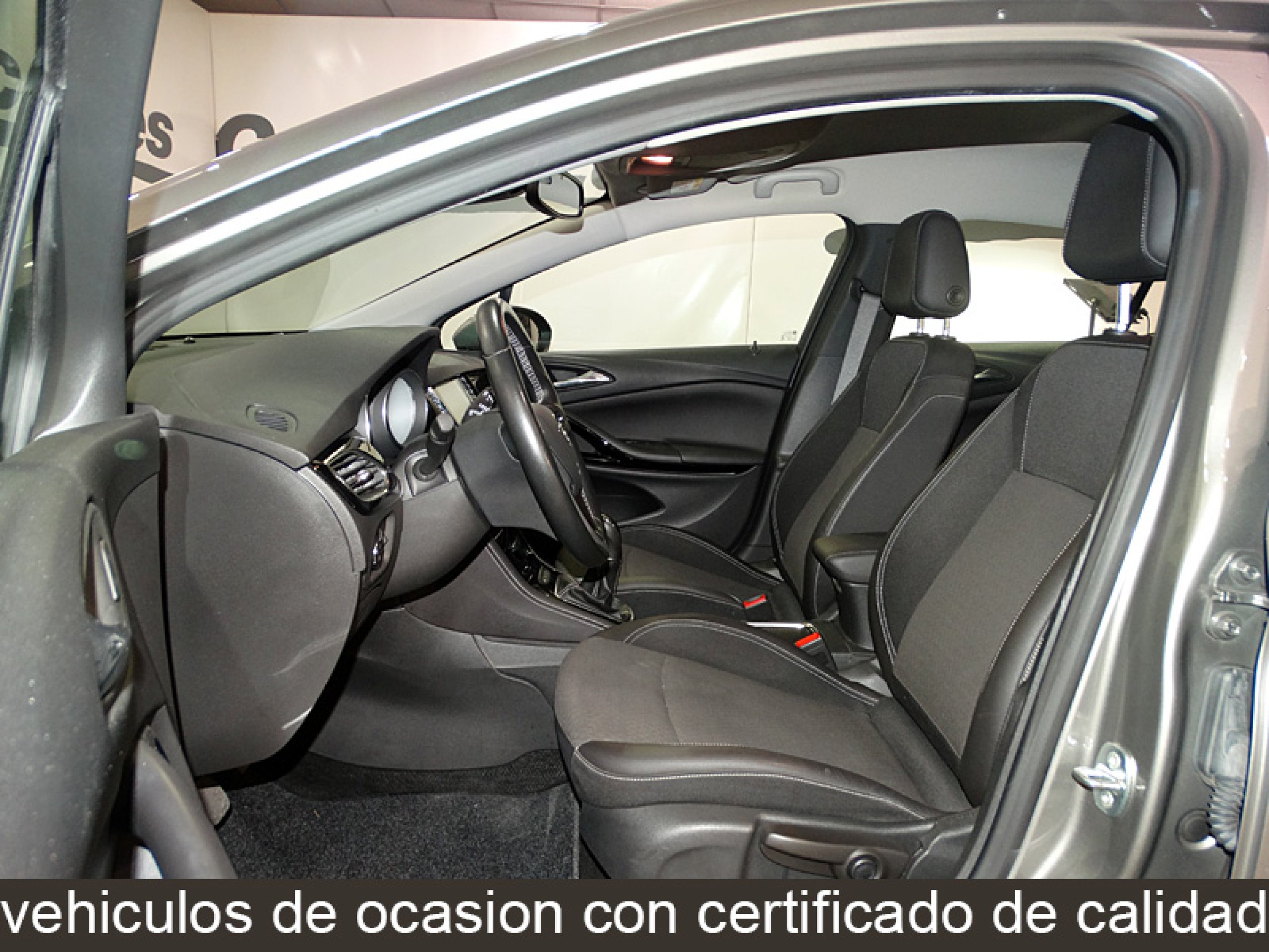 Foto Opel Astra 15