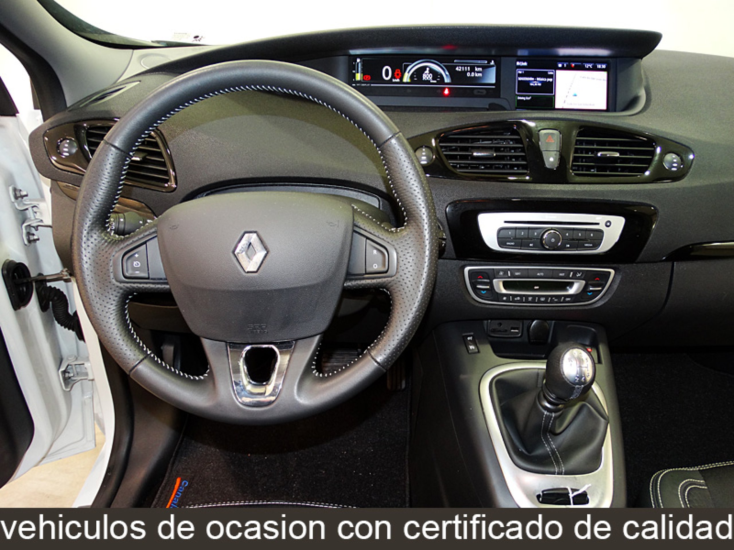 Foto Renault Grand Scenic 32