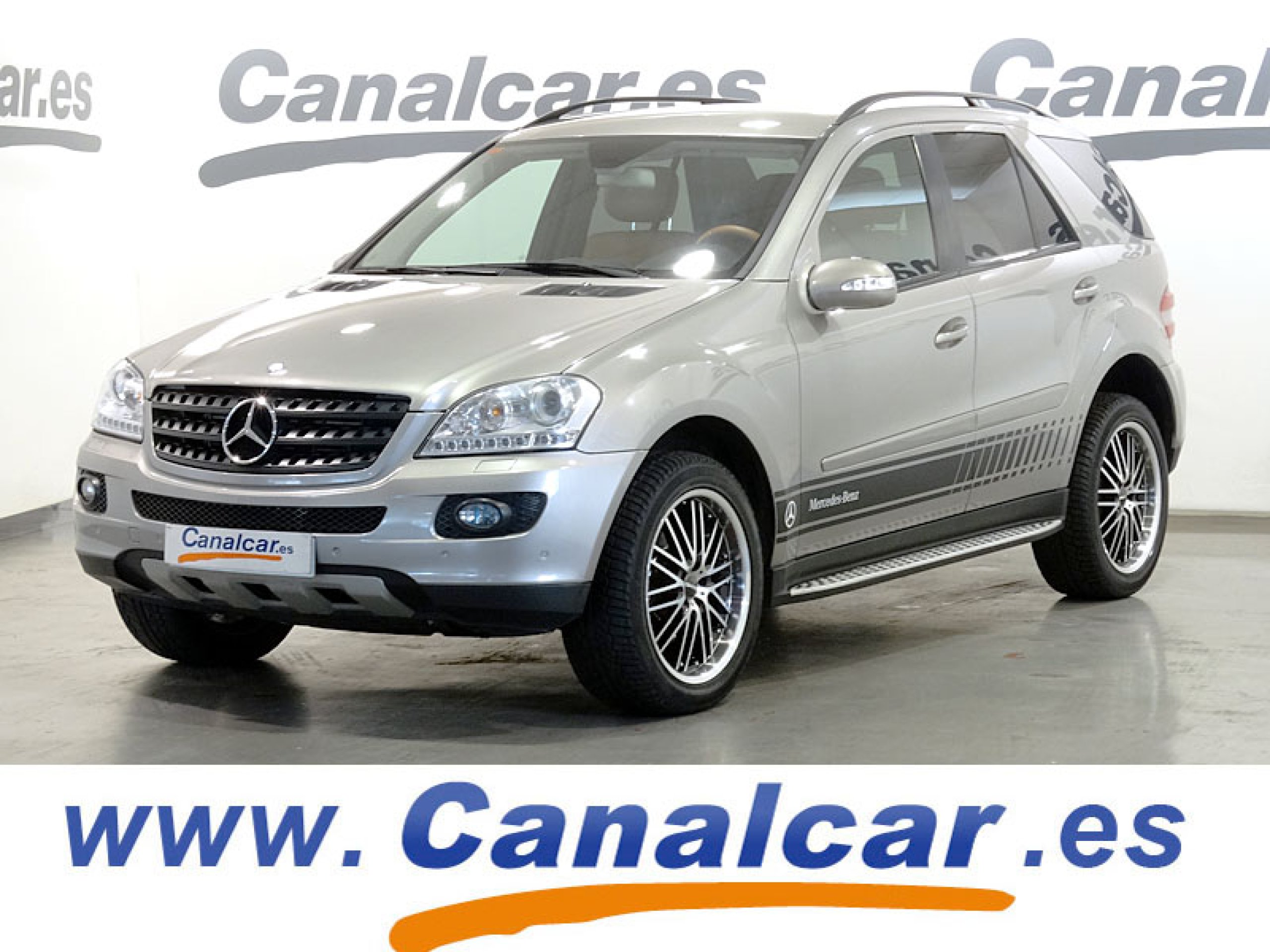 Foto Mercedes-Benz ML 320 2