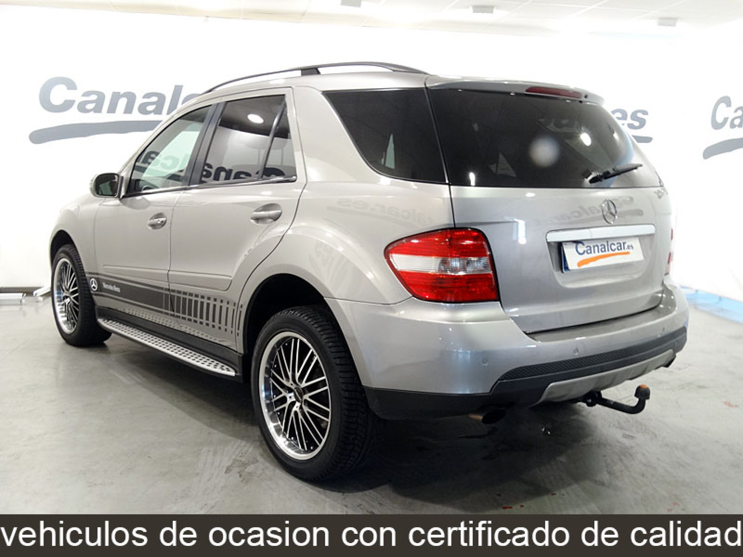 Foto Mercedes-Benz ML 320 8