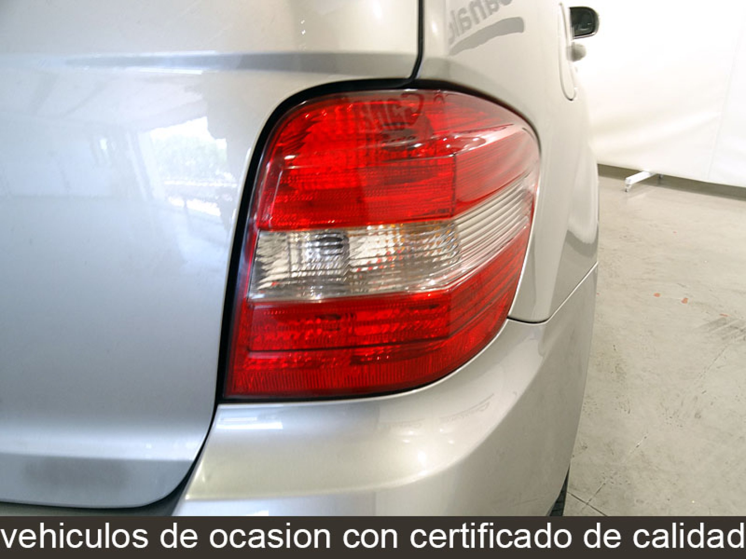 Foto Mercedes-Benz ML 320 11