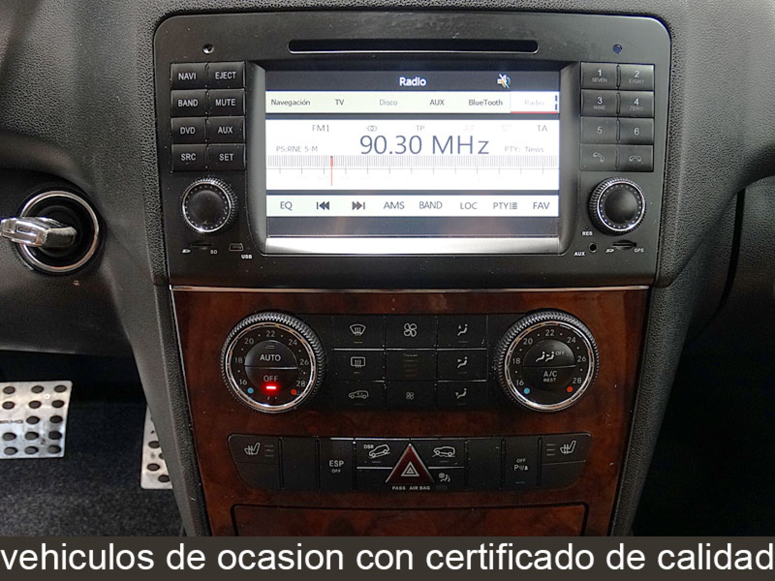 Foto Mercedes-Benz ML 320 29