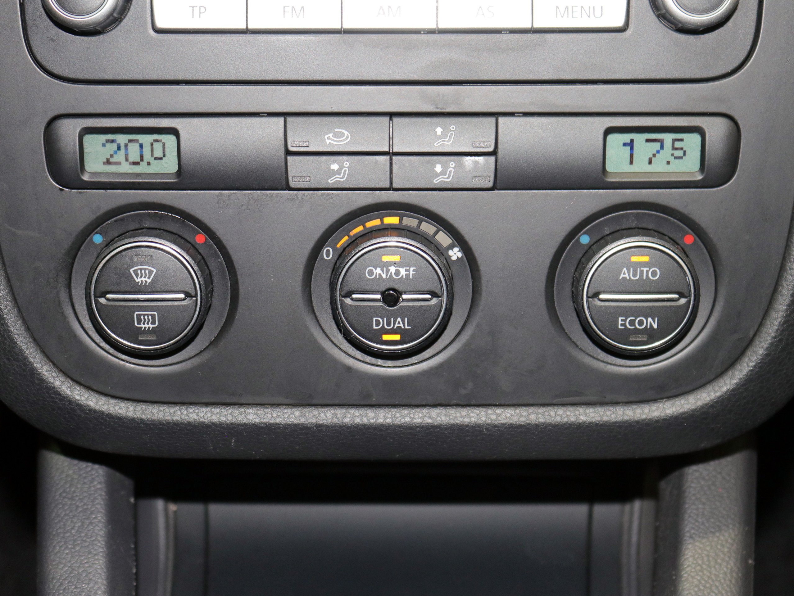 Foto Volkswagen Golf 22