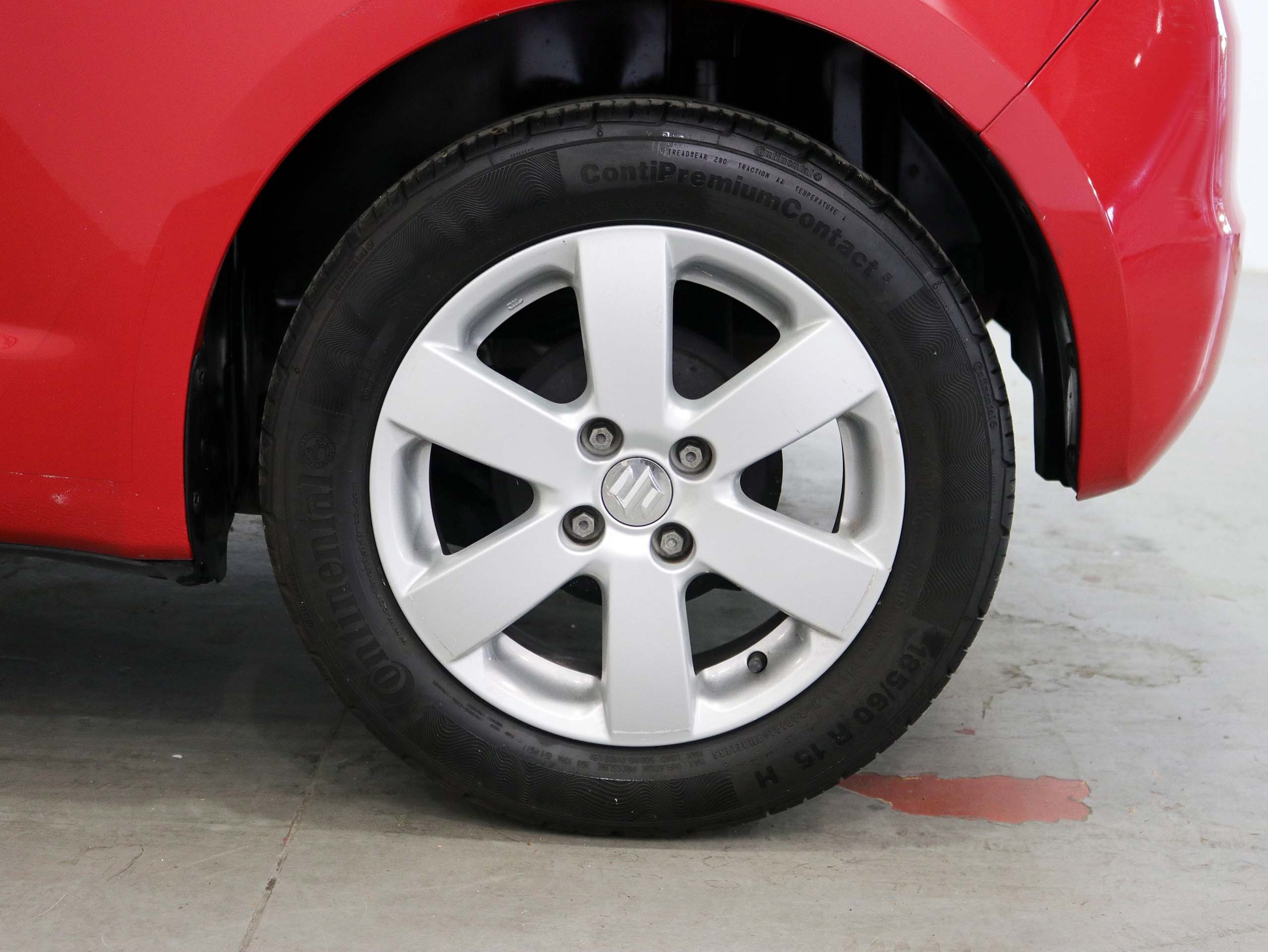Foto Suzuki Swift 34