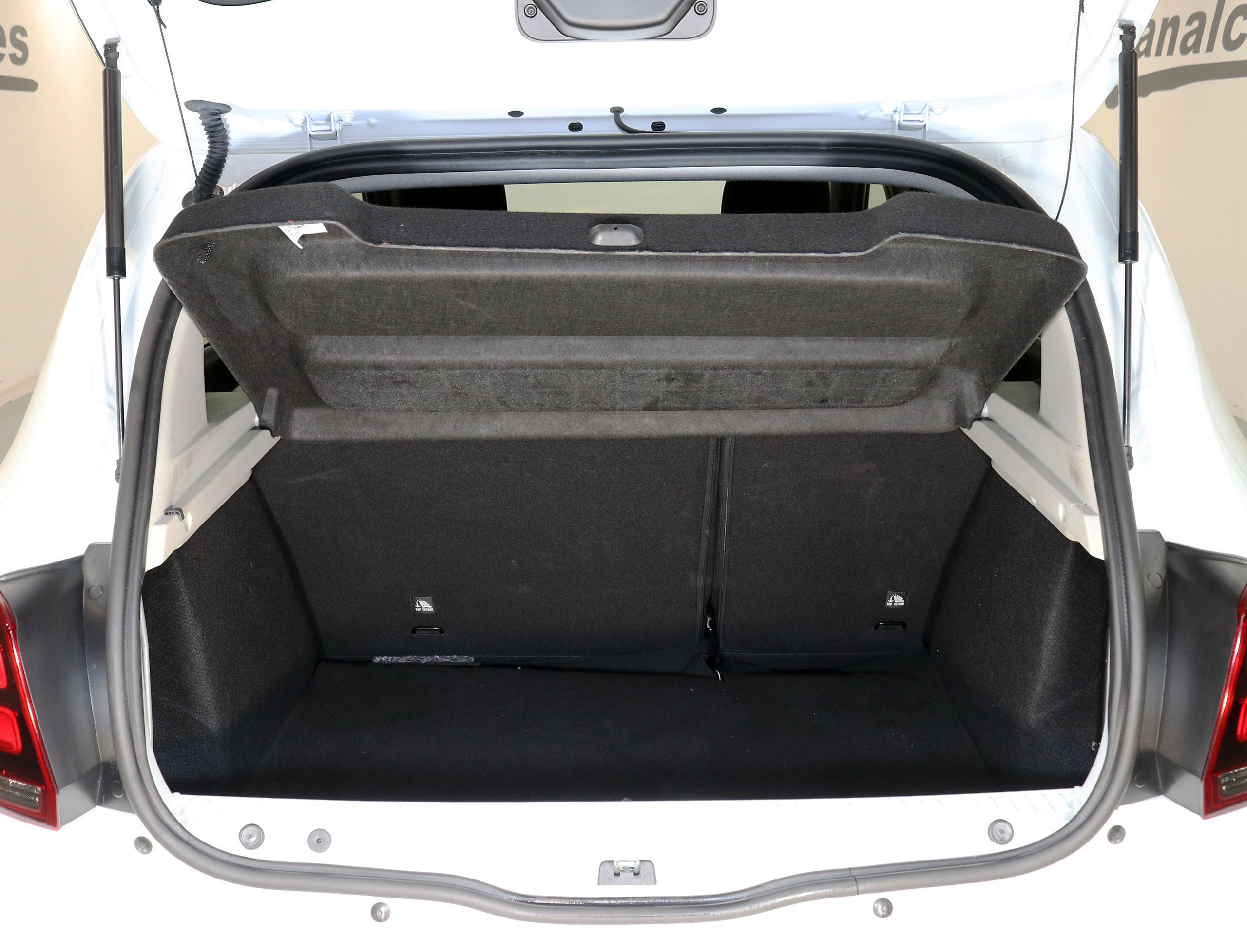 Foto Dacia Sandero 8