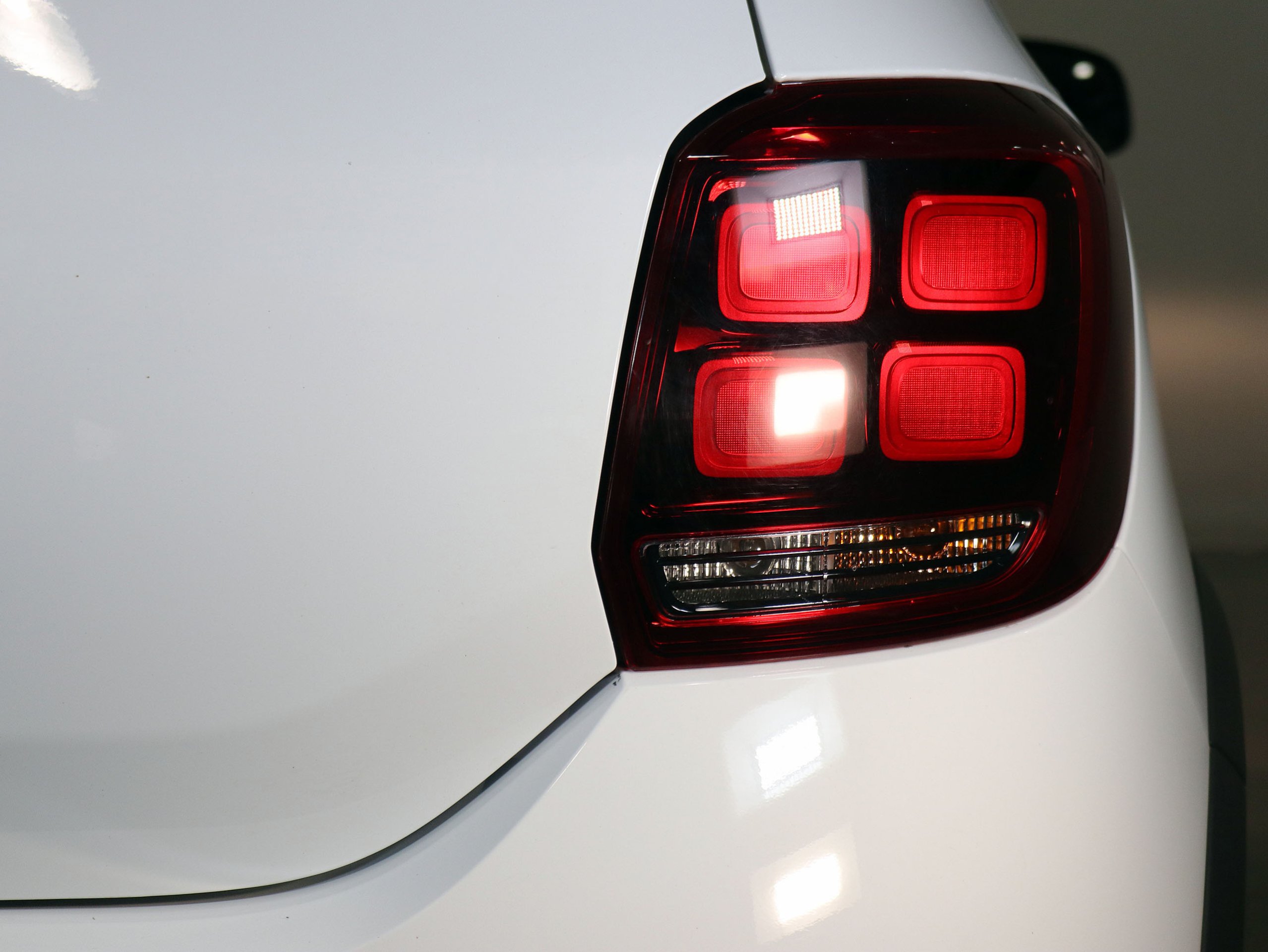 Foto Dacia Sandero 10