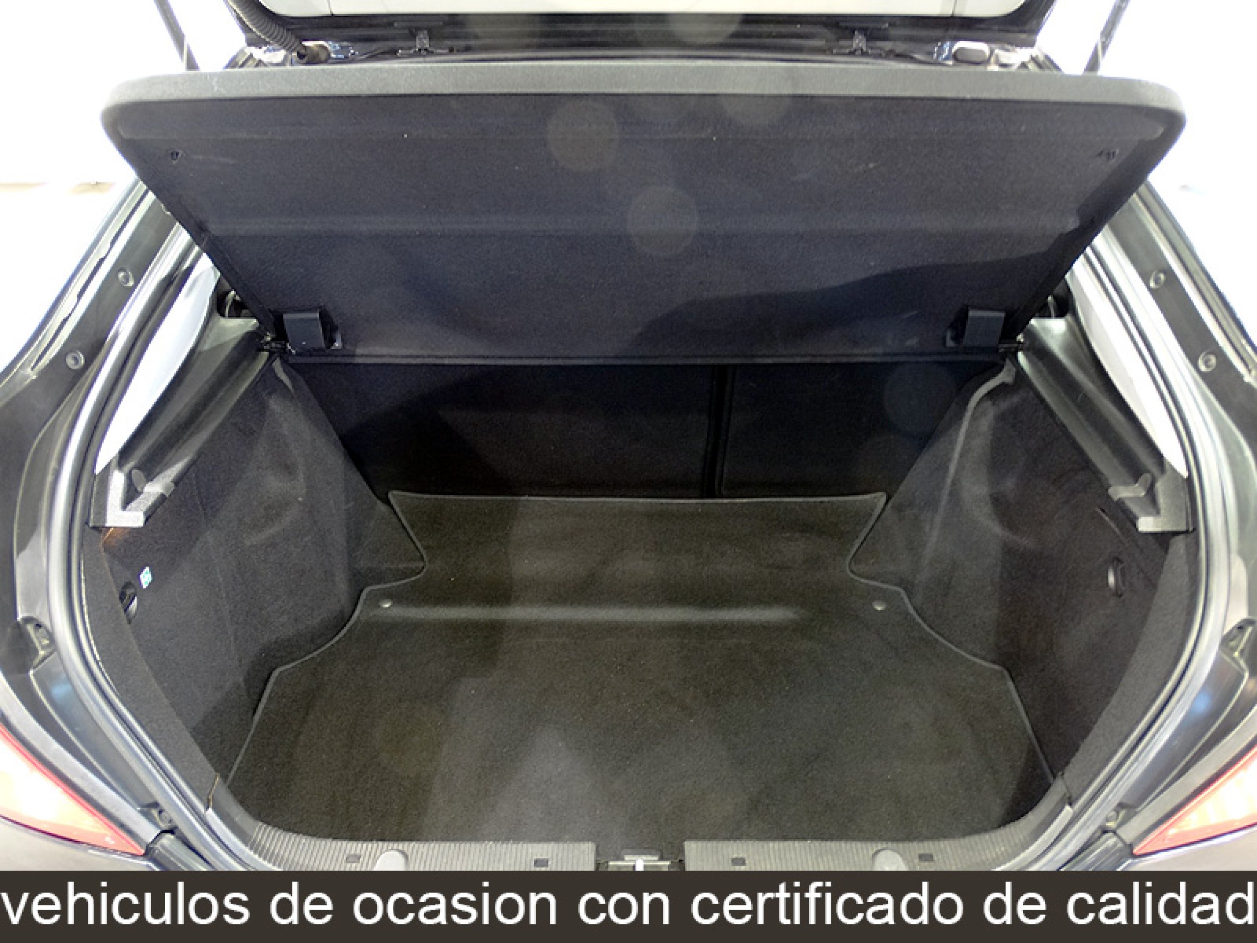 Foto Mercedes-Benz C 200 17