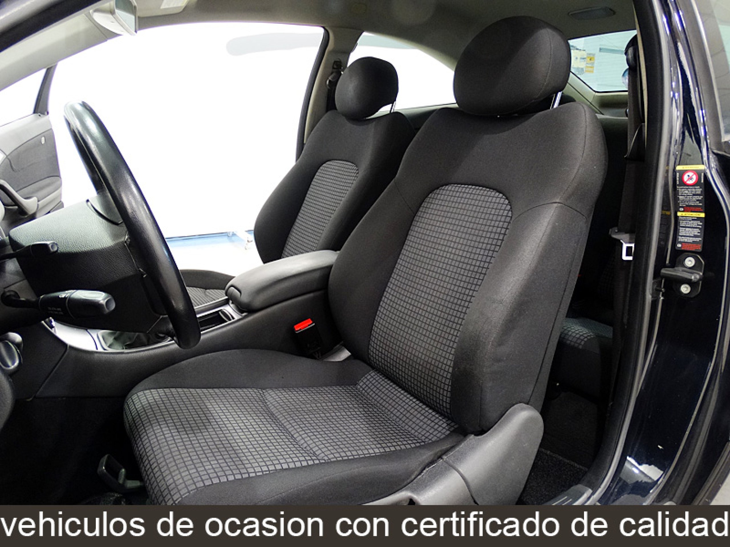 Foto Mercedes-Benz C 200 19