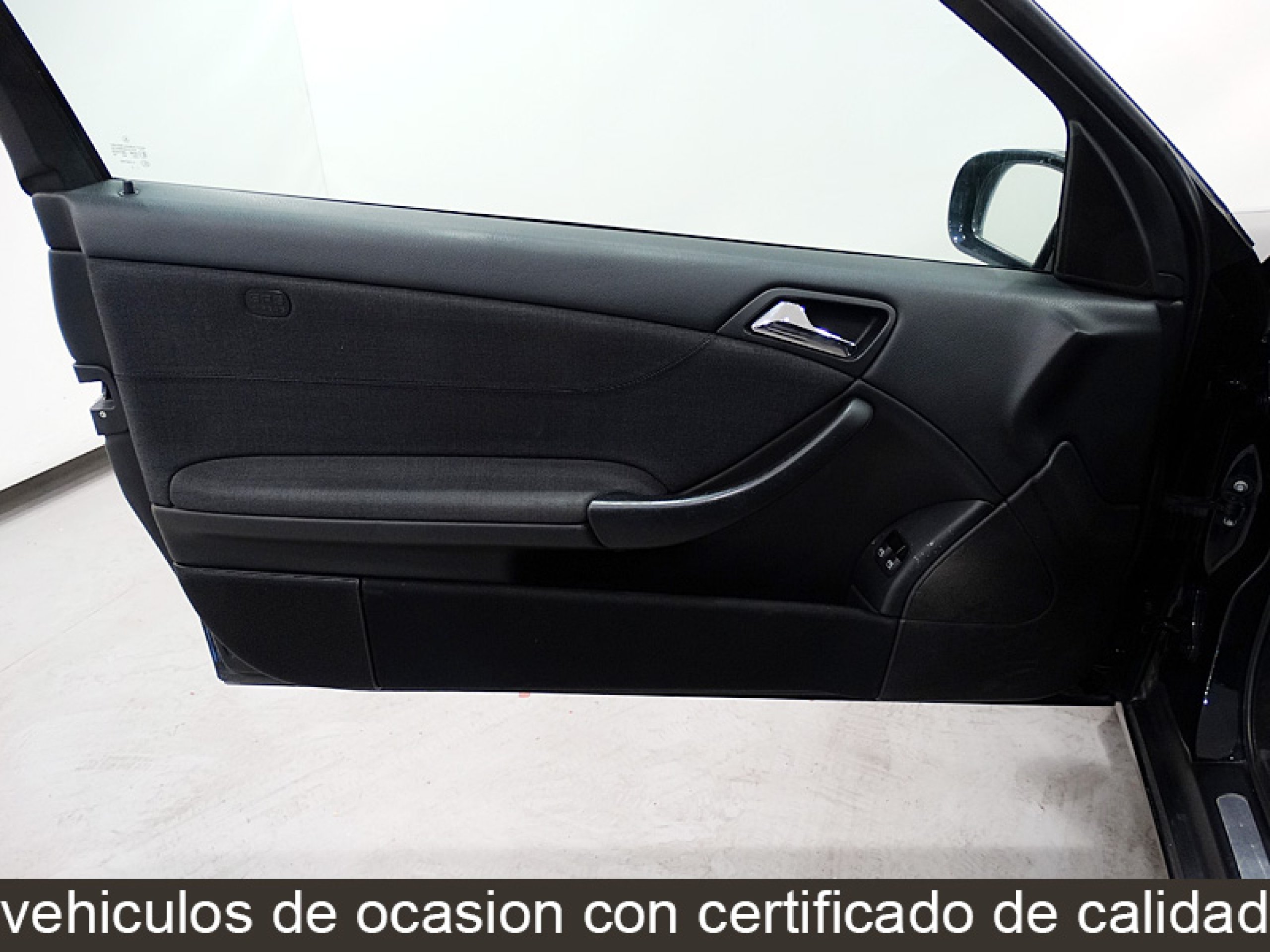 Foto Mercedes-Benz C 200 22