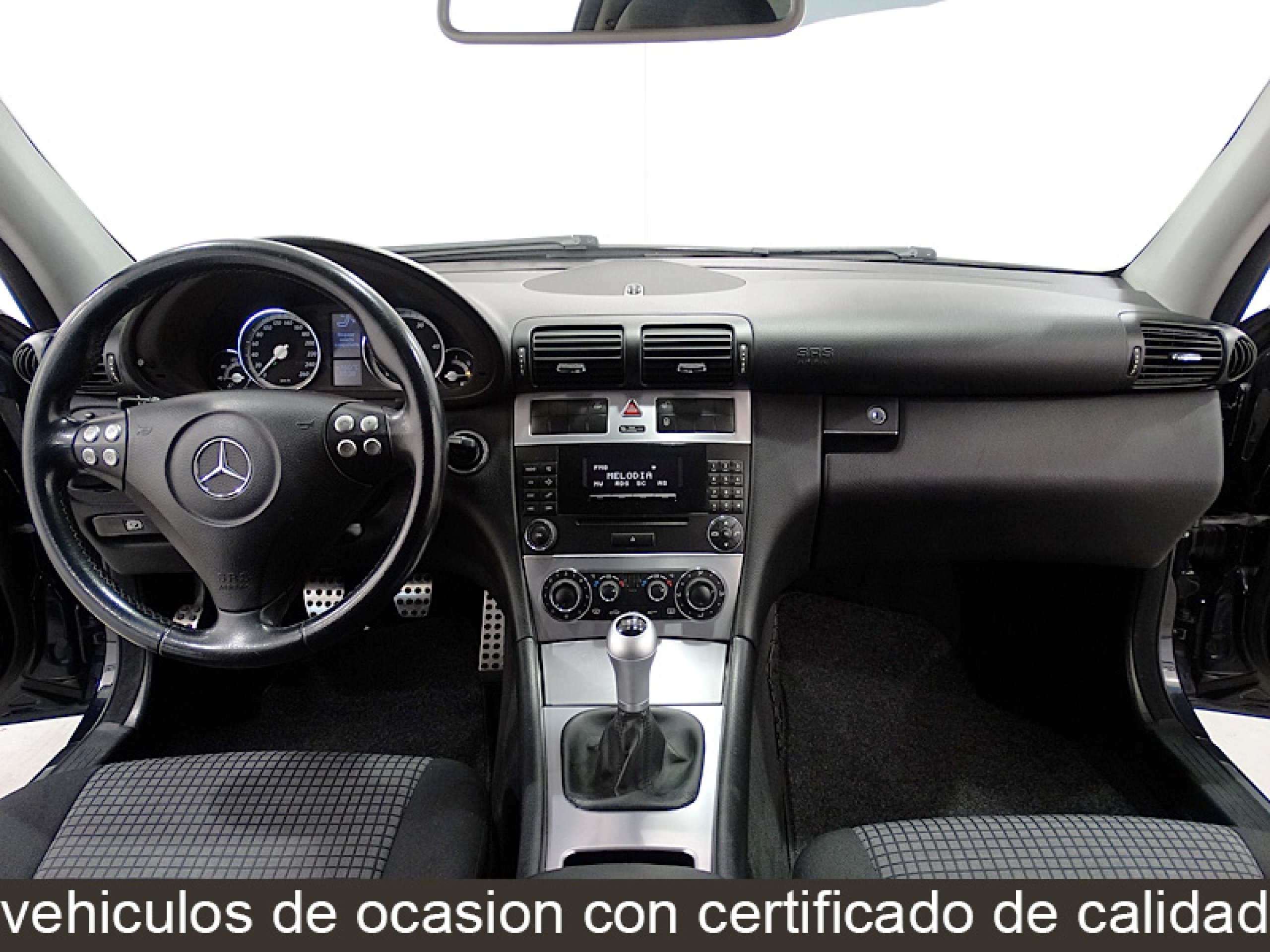 Foto Mercedes-Benz C 200 24
