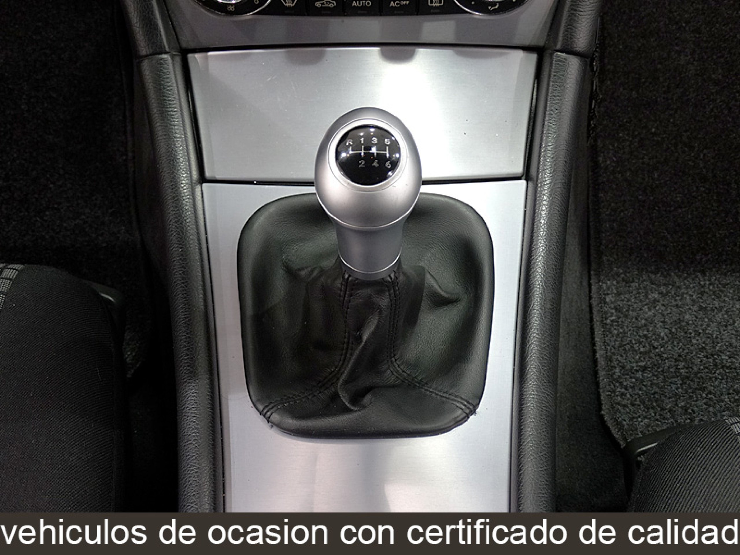Foto Mercedes-Benz C 200 29