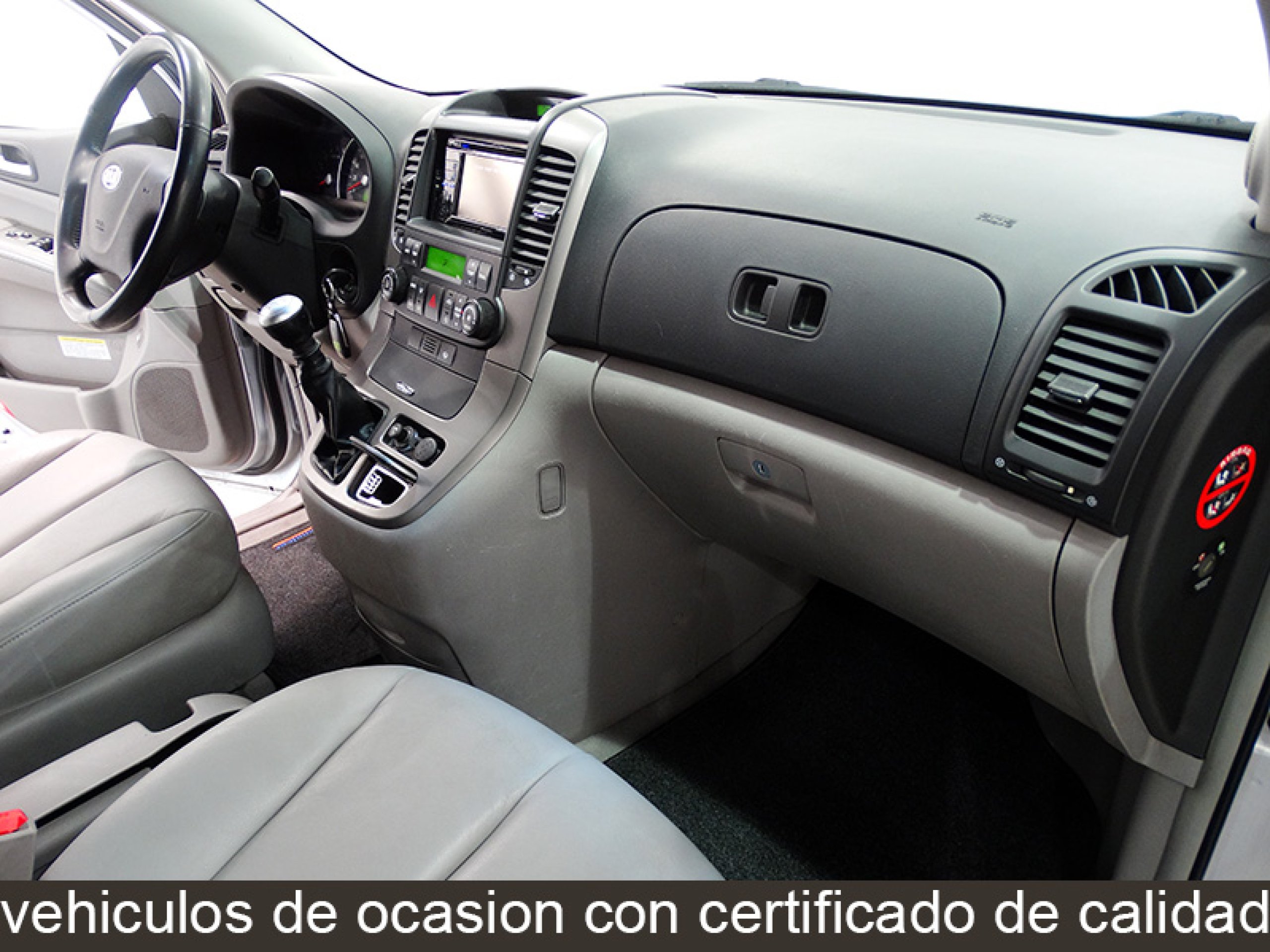 Foto Kia Carnival 22