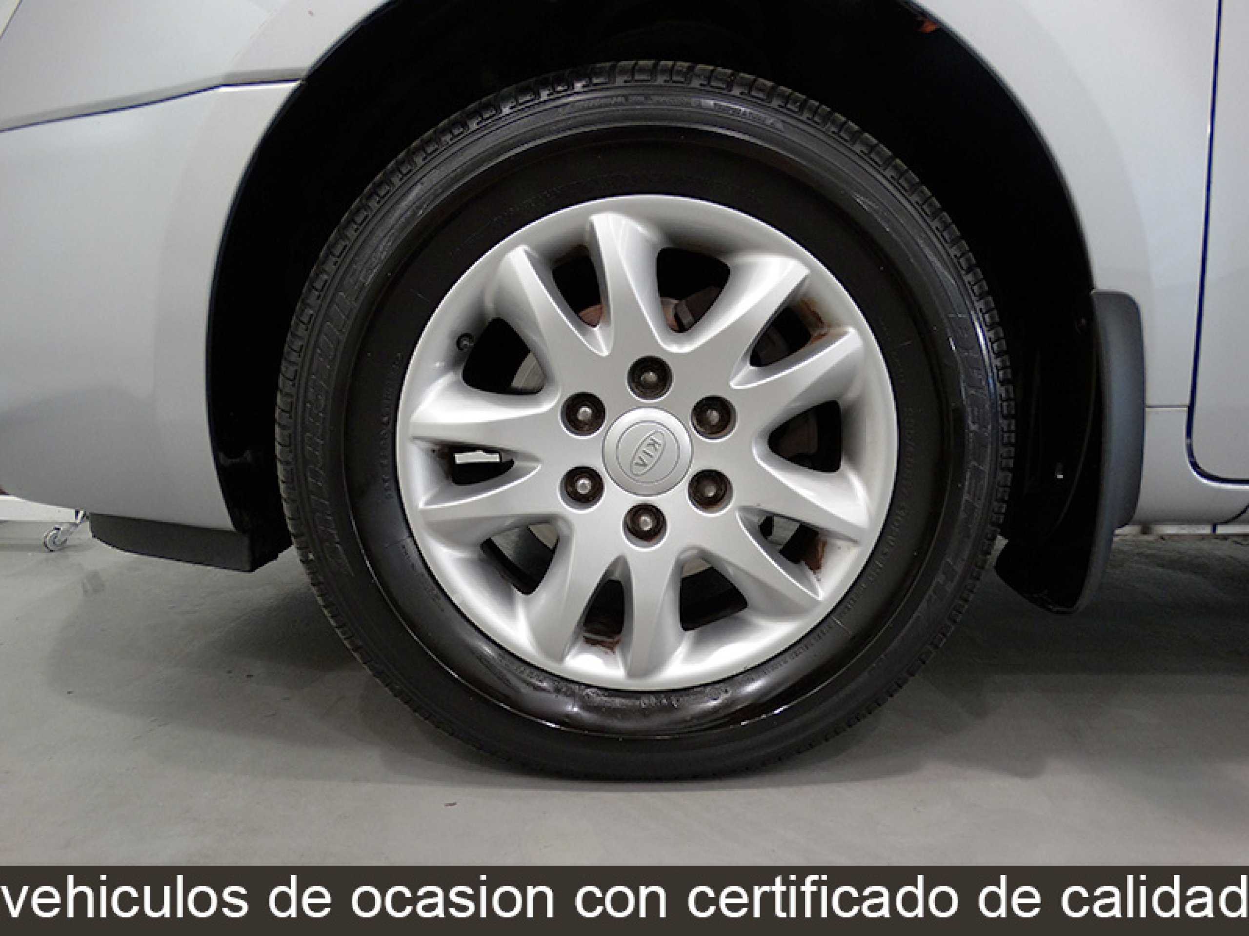 Foto Kia Carnival 26