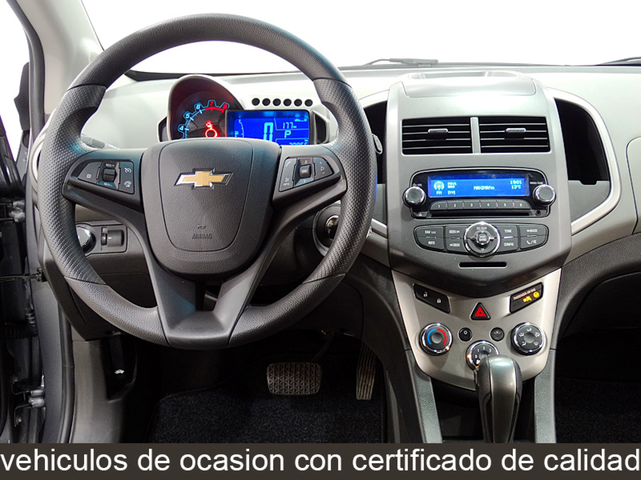 Foto Chevrolet Aveo 26