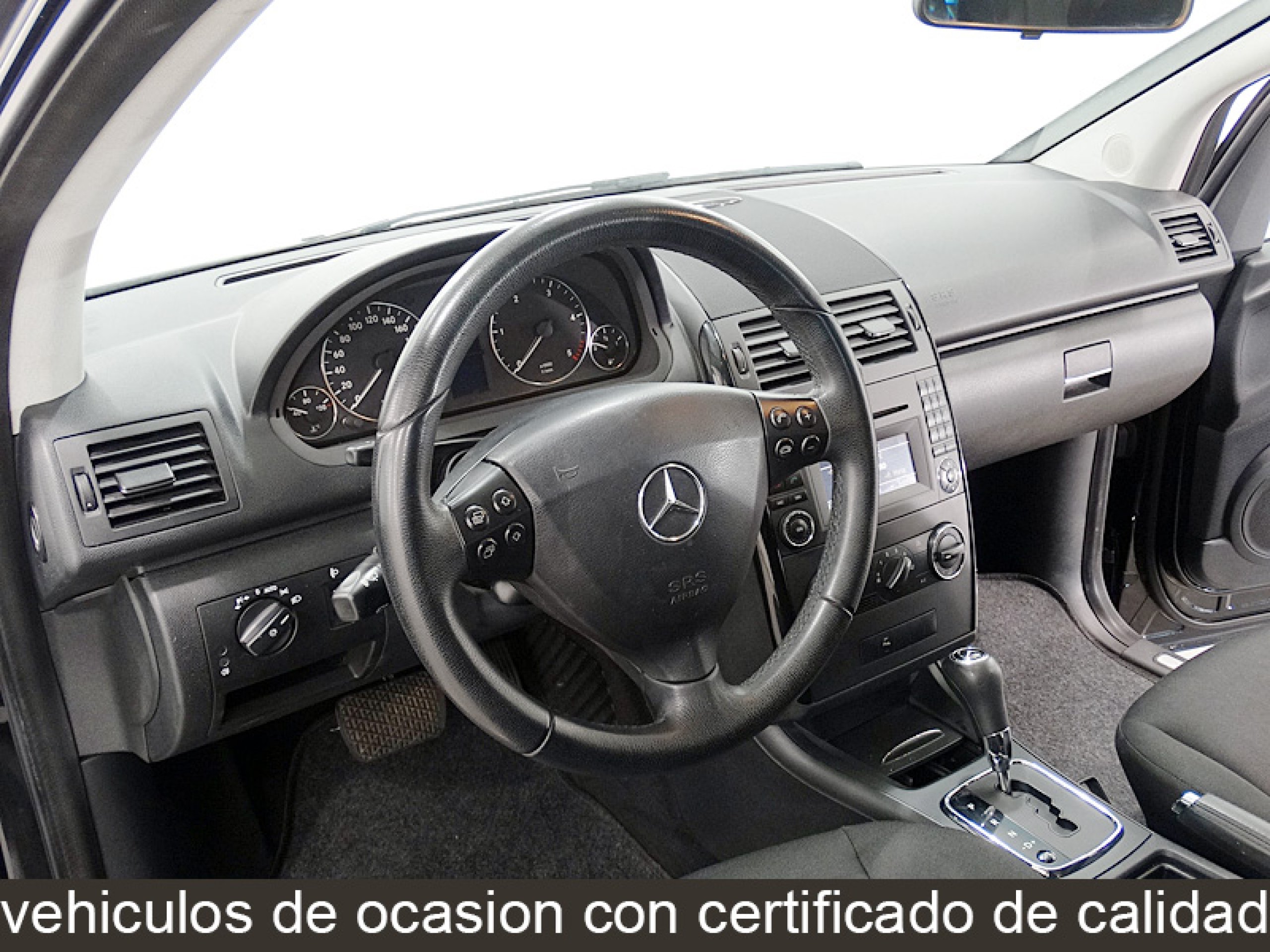 Foto Mercedes-Benz A 180 26