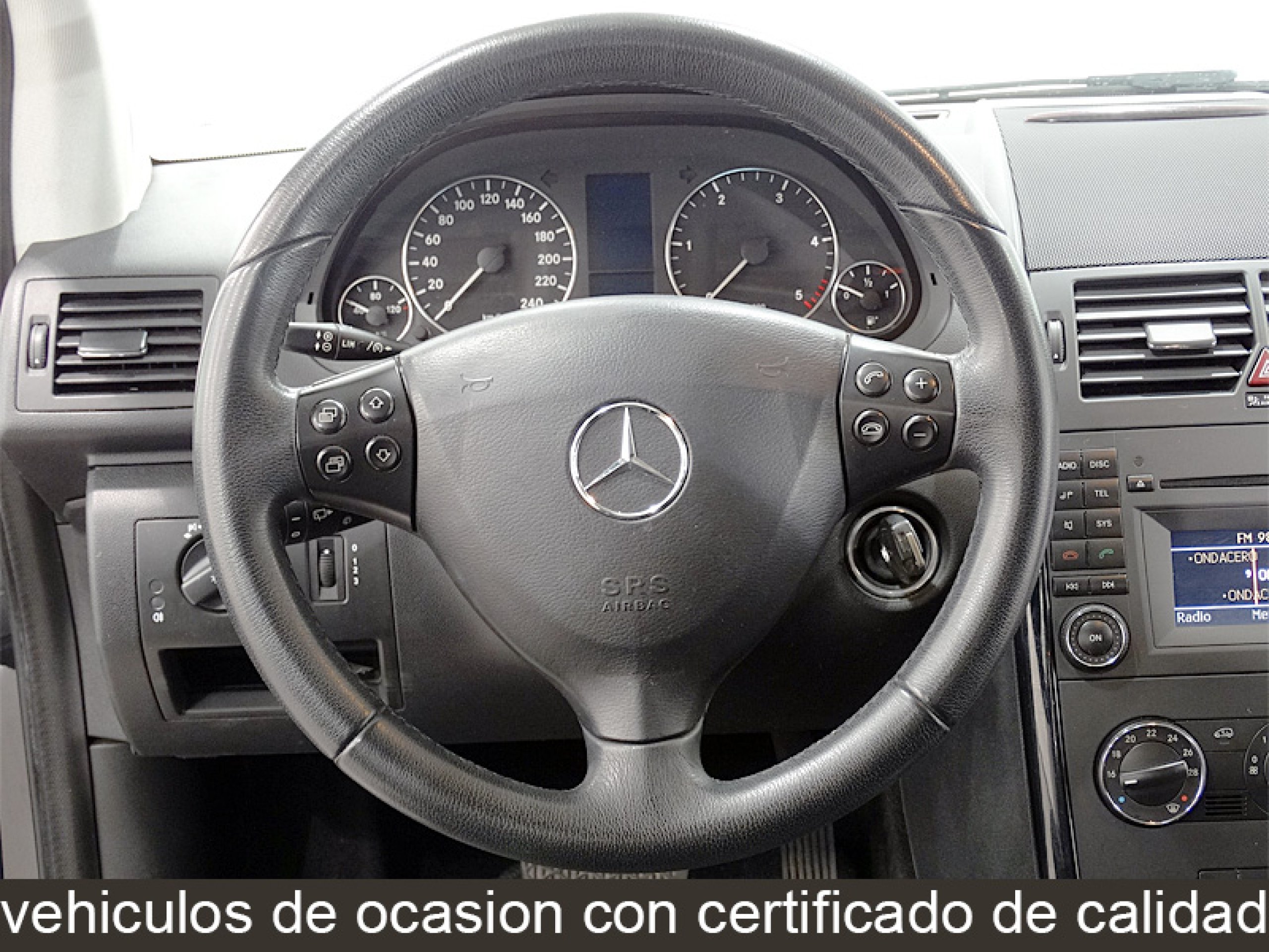 Foto Mercedes-Benz A 180 30