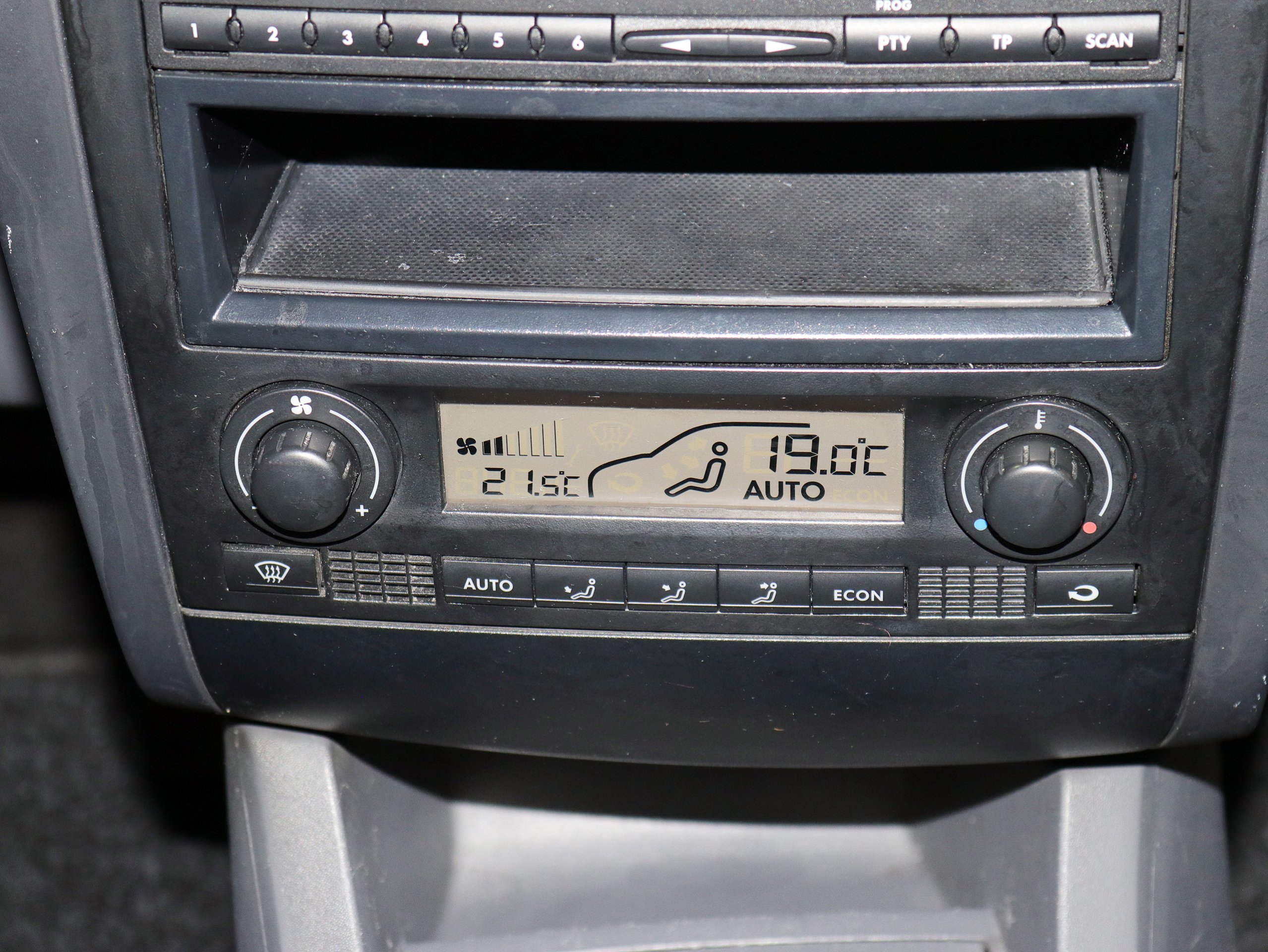 Foto Seat Ibiza 15