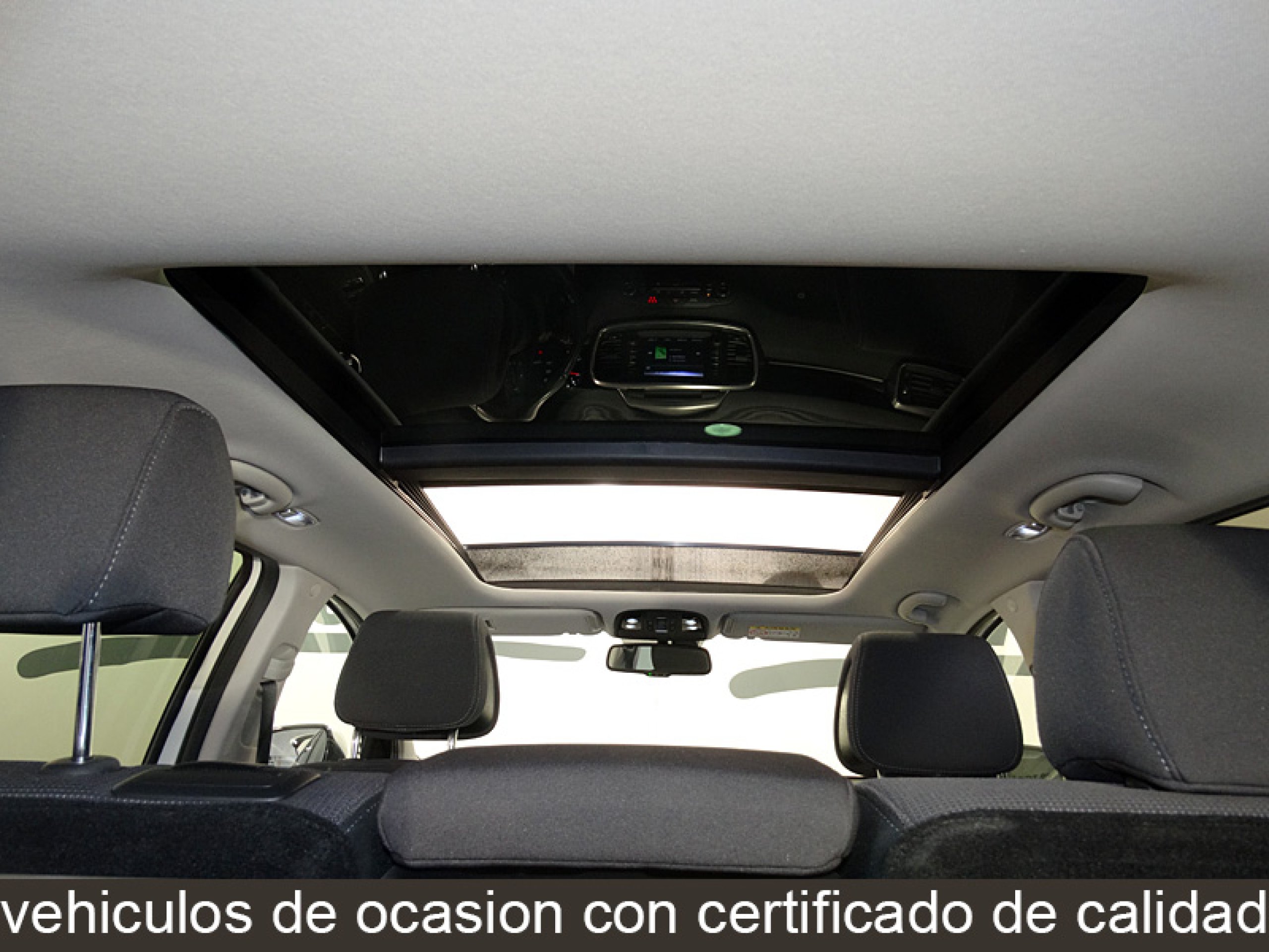 Foto Kia Sorento 24
