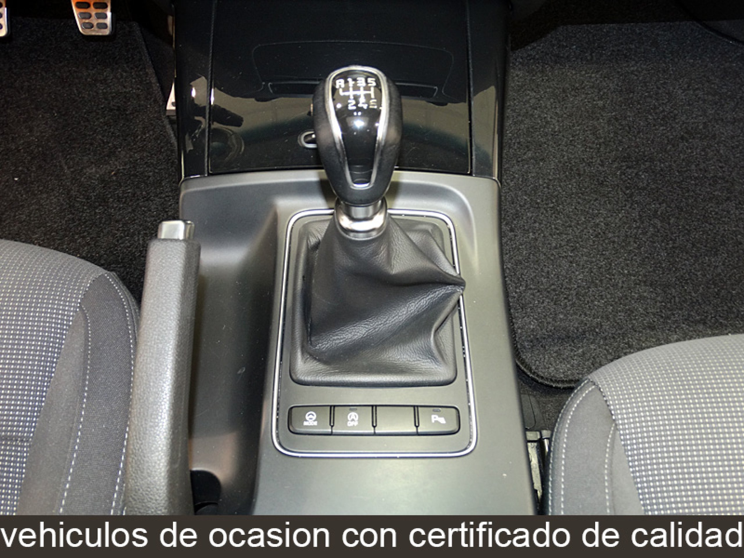 Foto Kia Sorento 30
