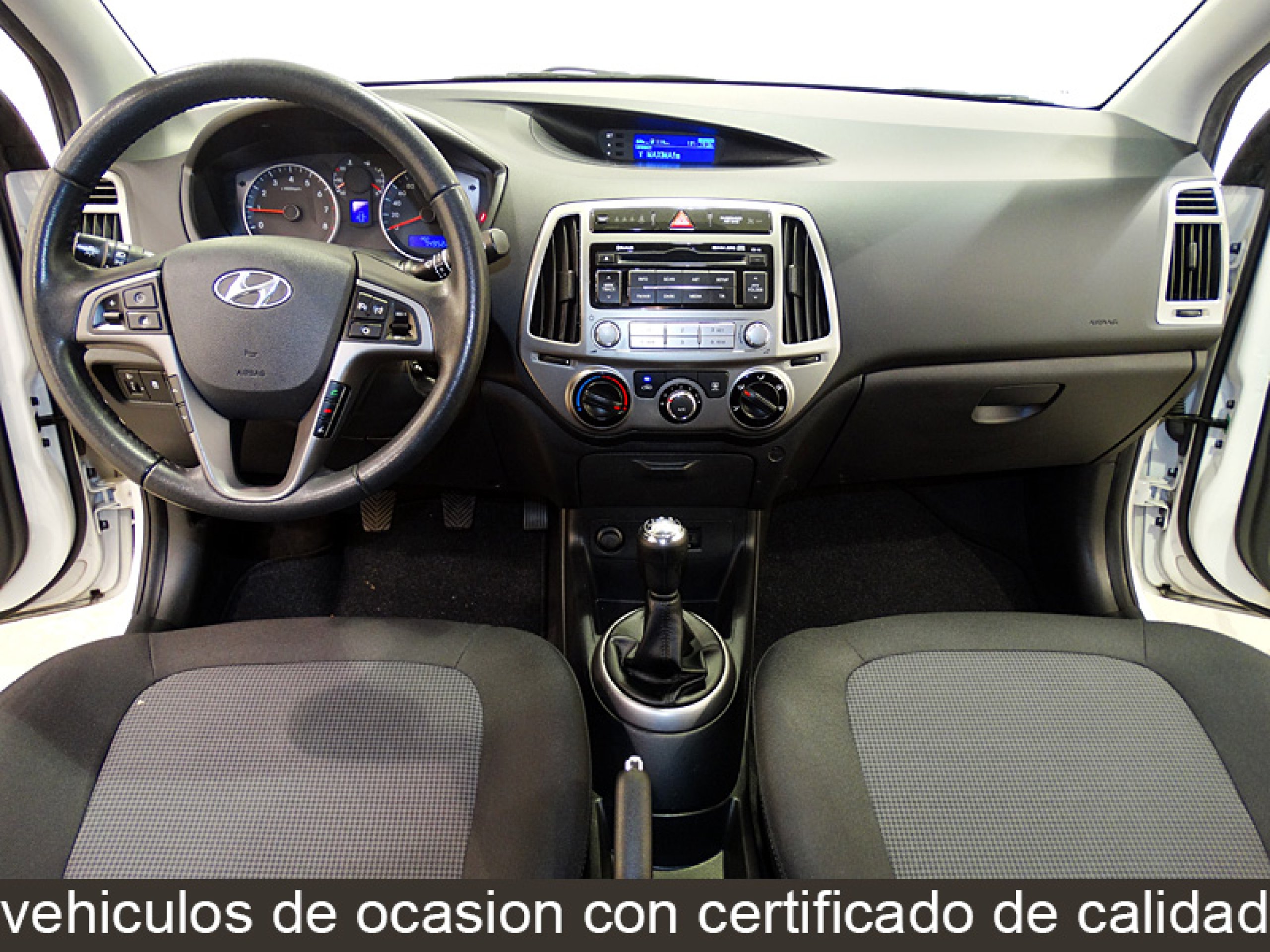 Foto Hyundai i20 24