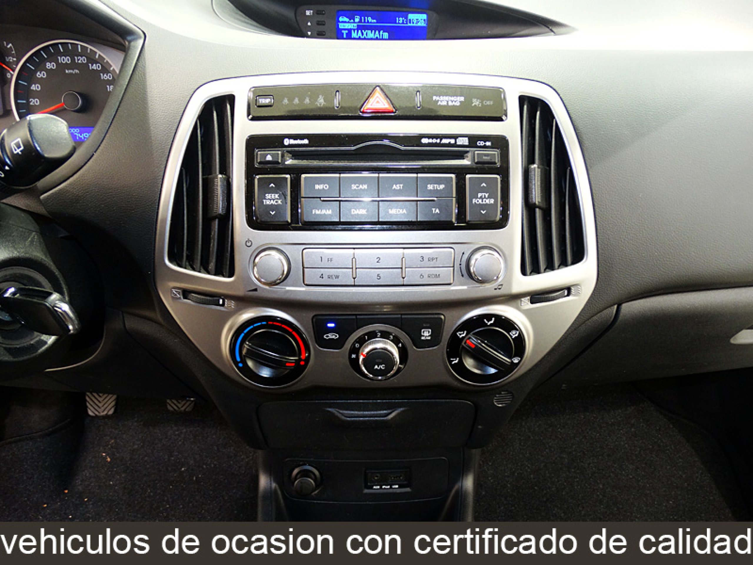 Foto Hyundai i20 26