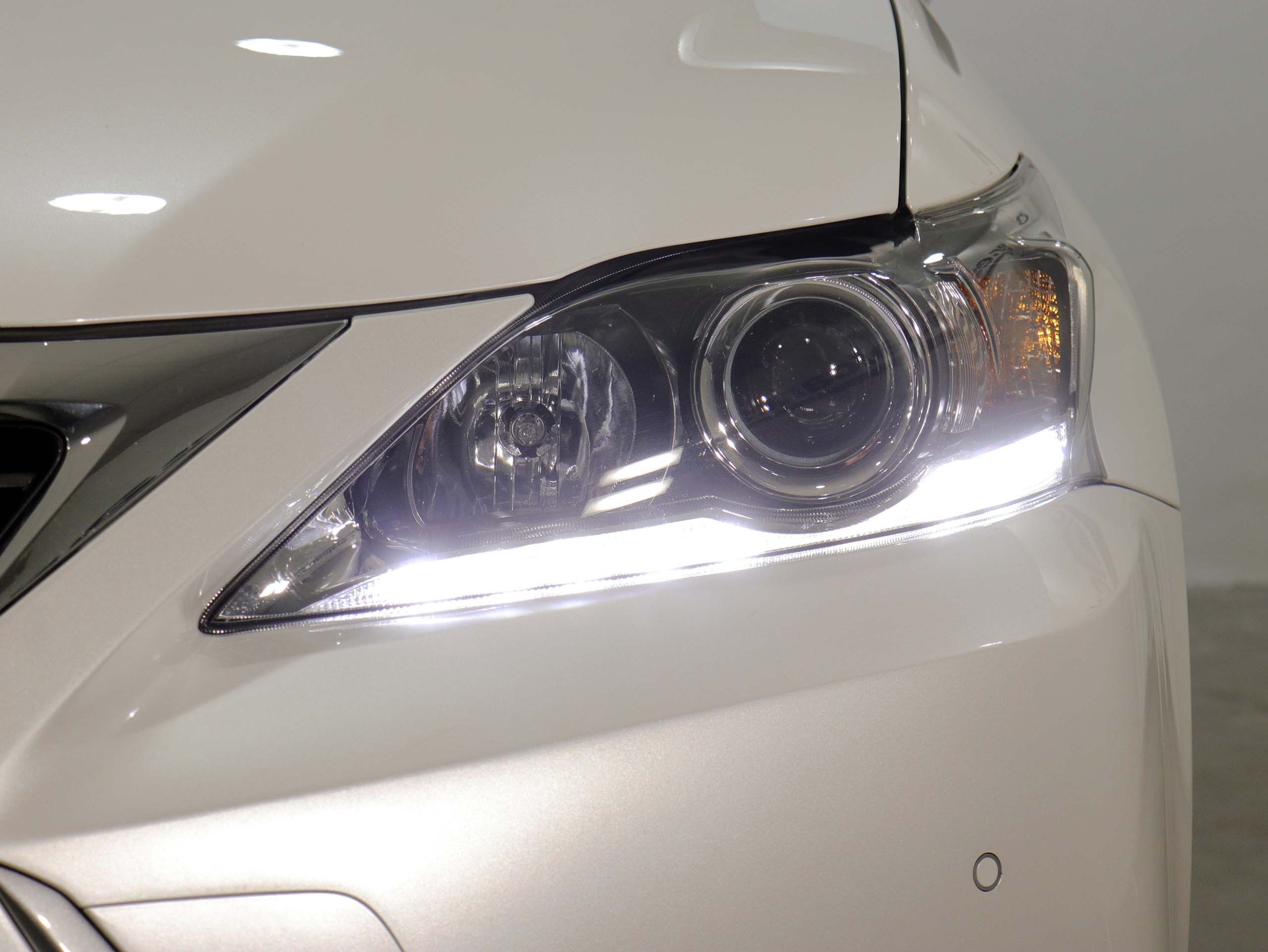 Foto Lexus CT 200h 12