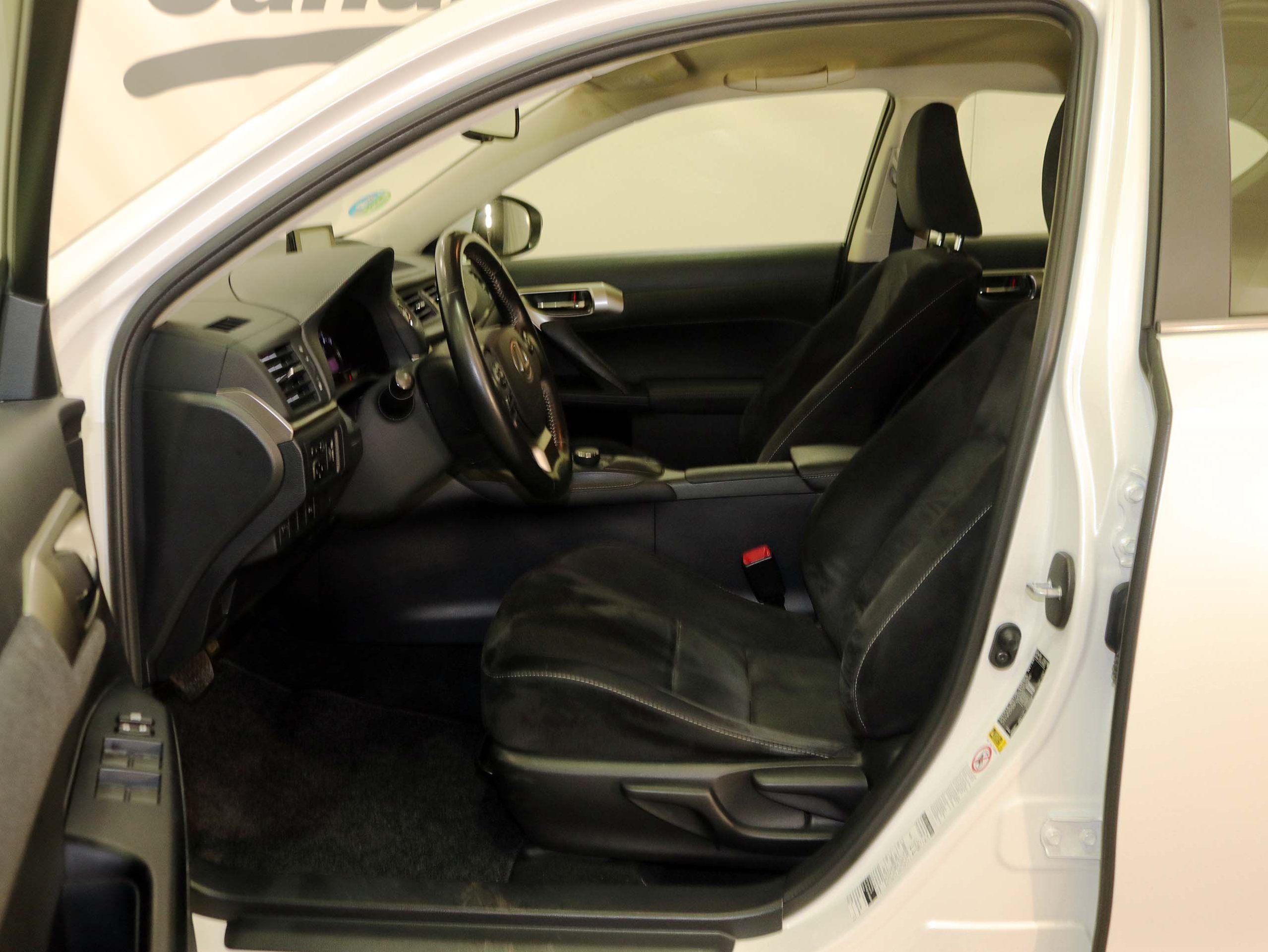 Foto Lexus CT 200h 13