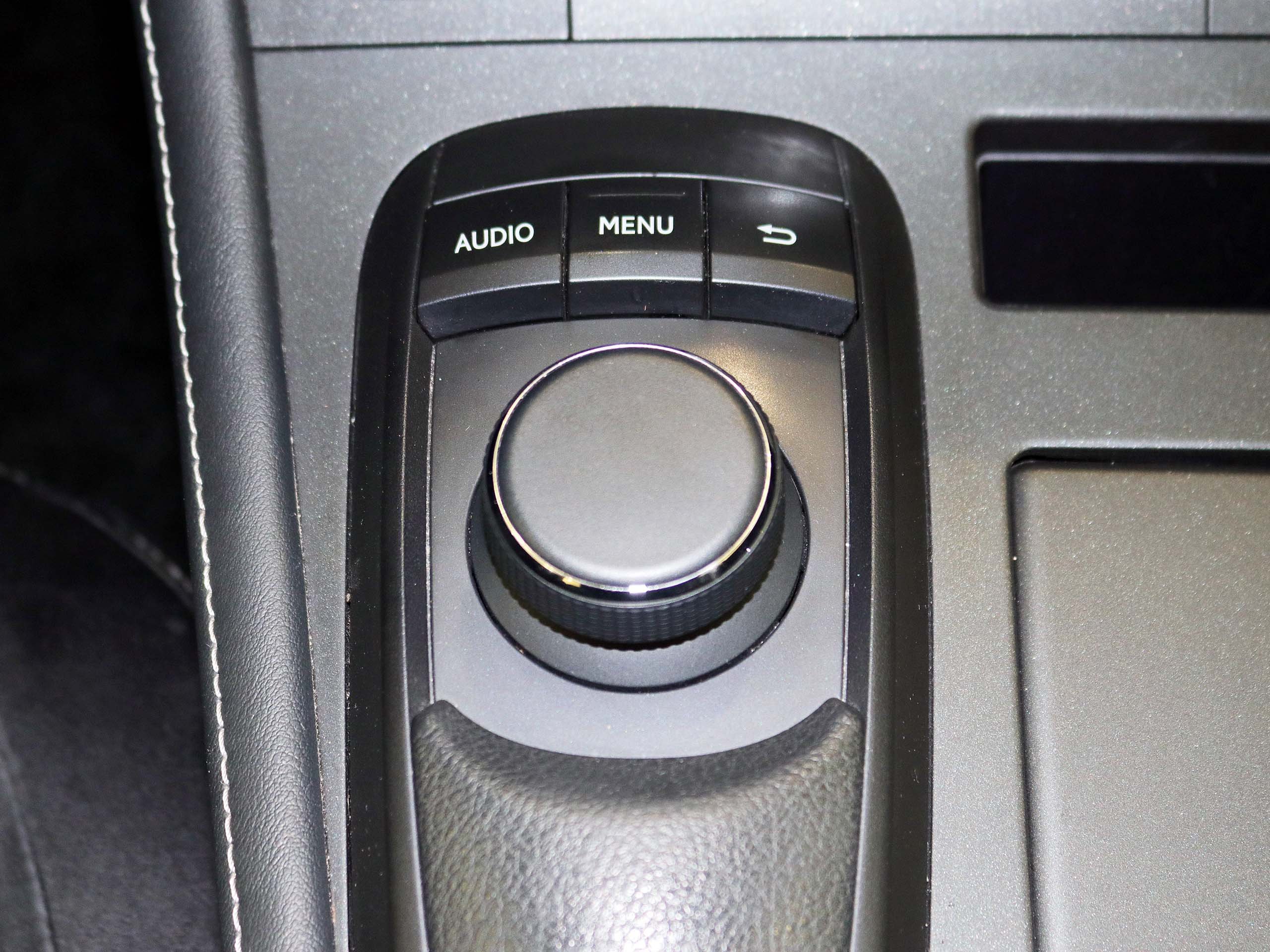 Foto Lexus CT 200h 26