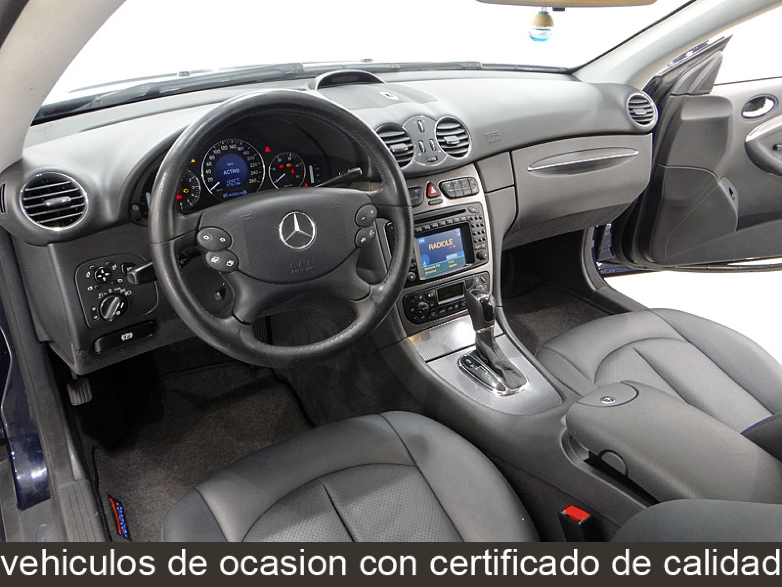 Foto Mercedes-Benz CLK 270 25