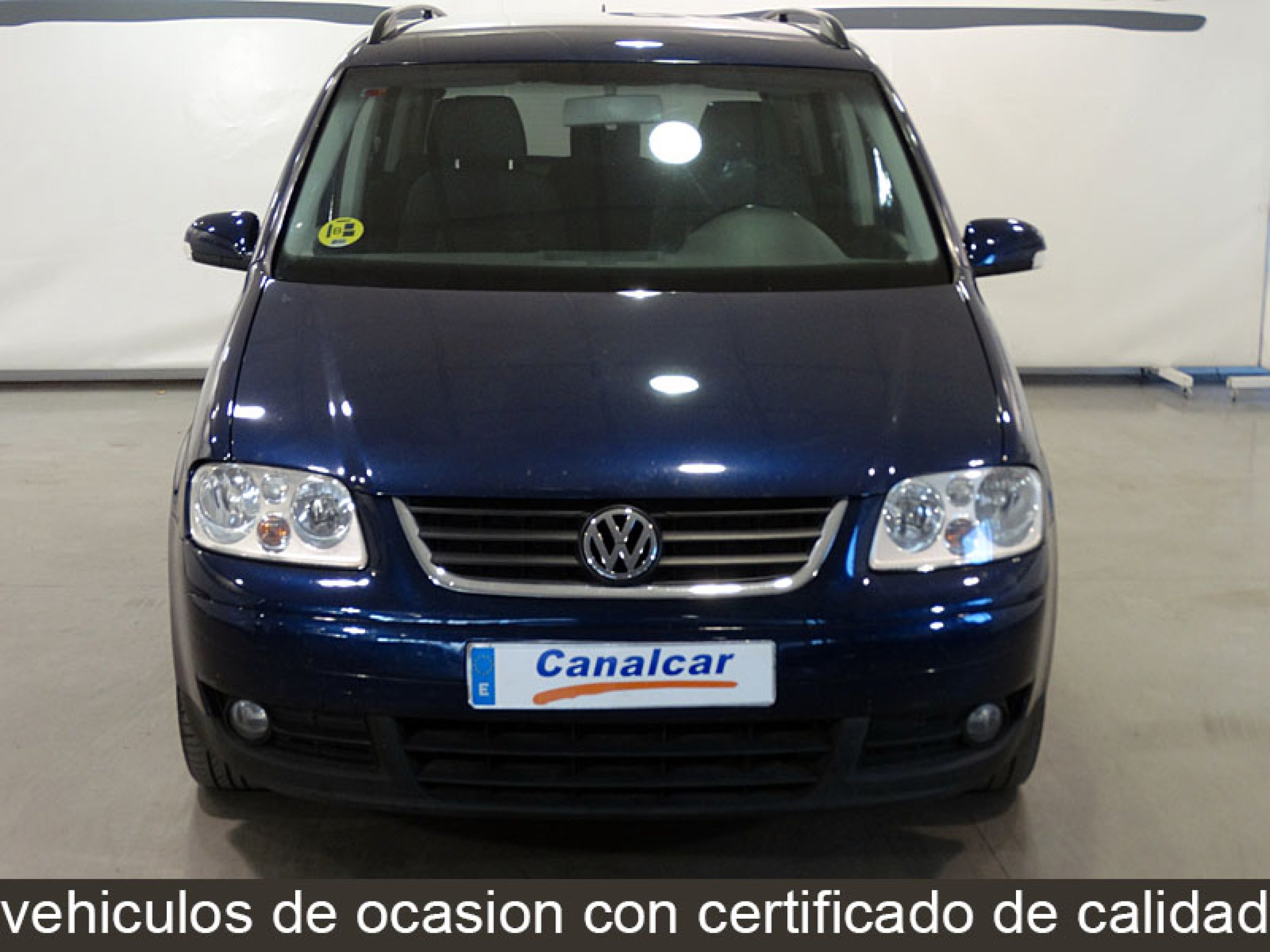 Foto Volkswagen Touran 3 Foto Volkswagen Touran 3