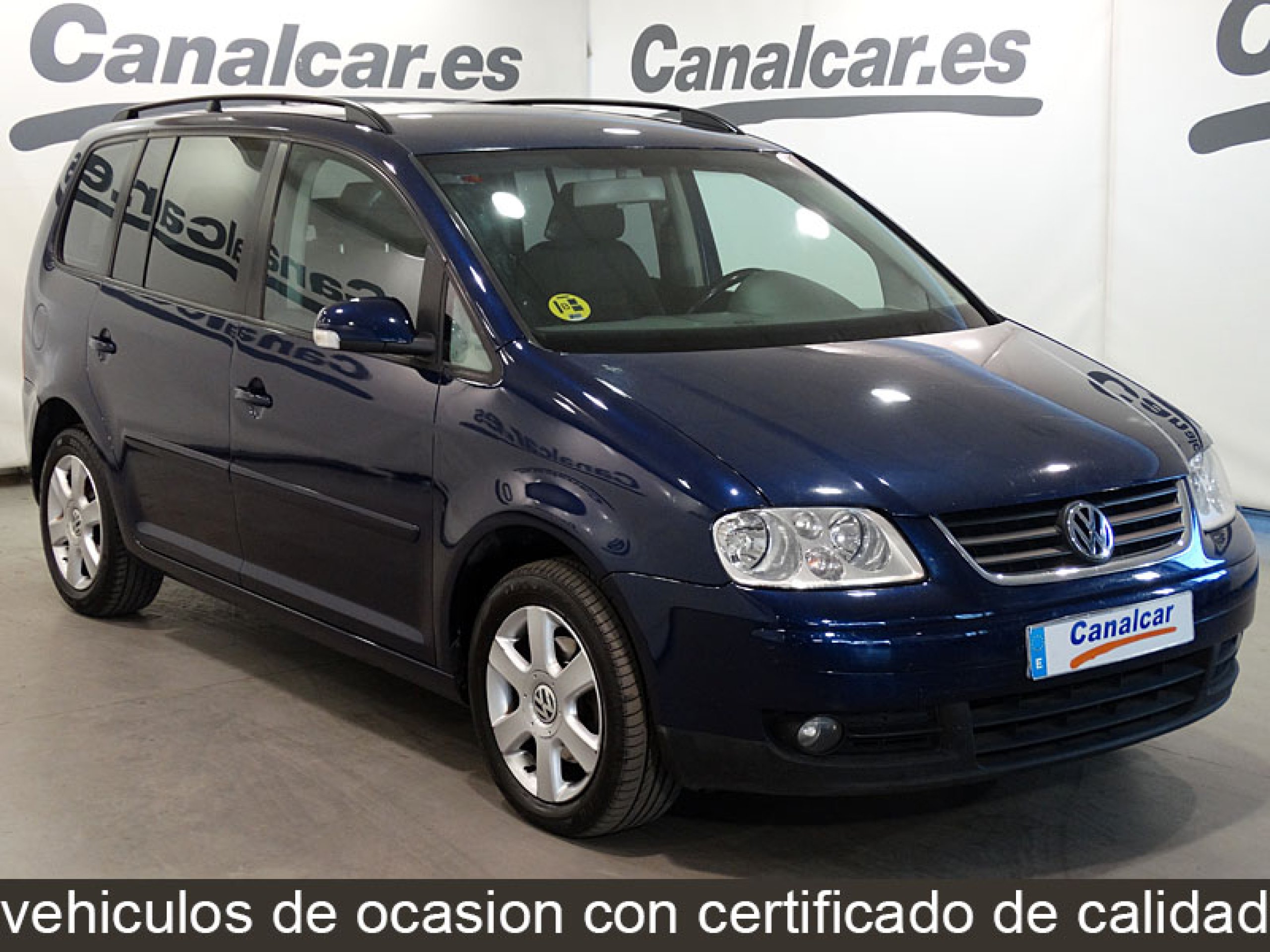 Foto Volkswagen Touran 4 Foto Volkswagen Touran 4