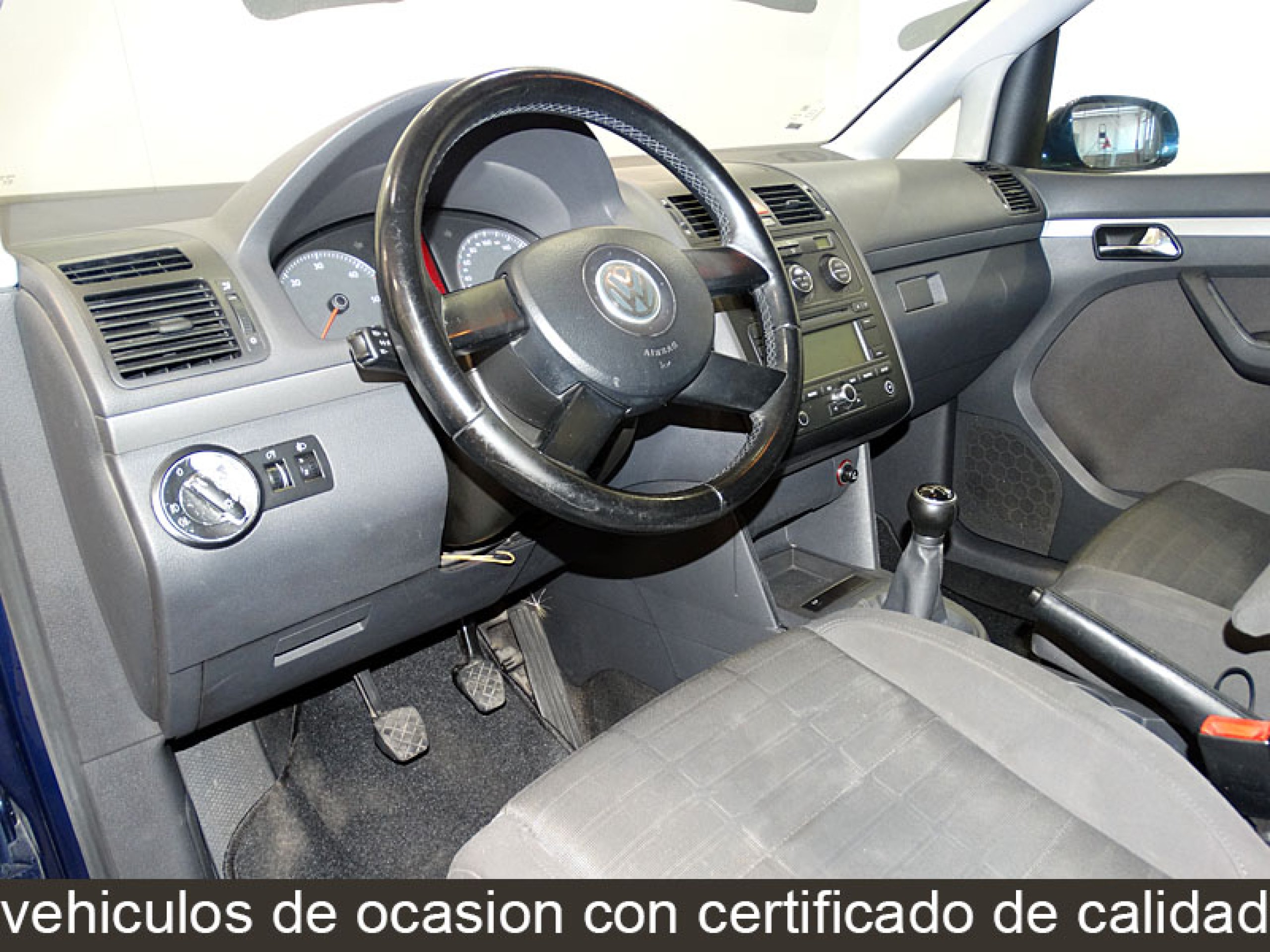 Foto Volkswagen Touran 11 Foto Volkswagen Touran 11
