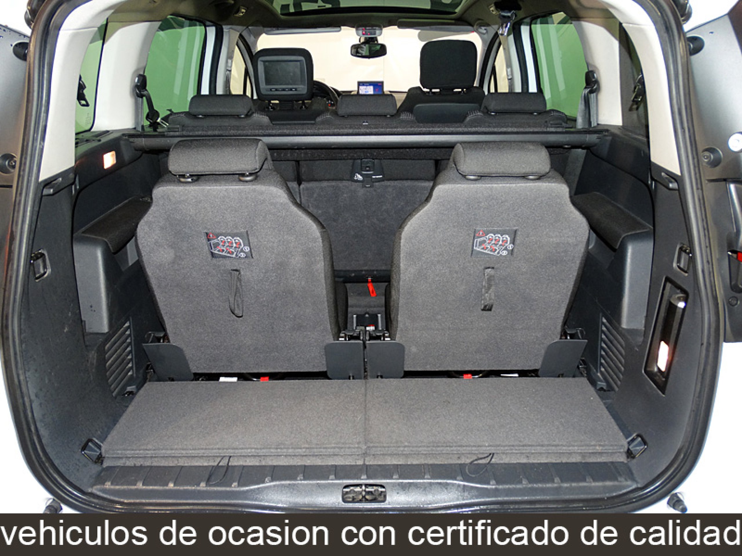Foto Peugeot 5008 12