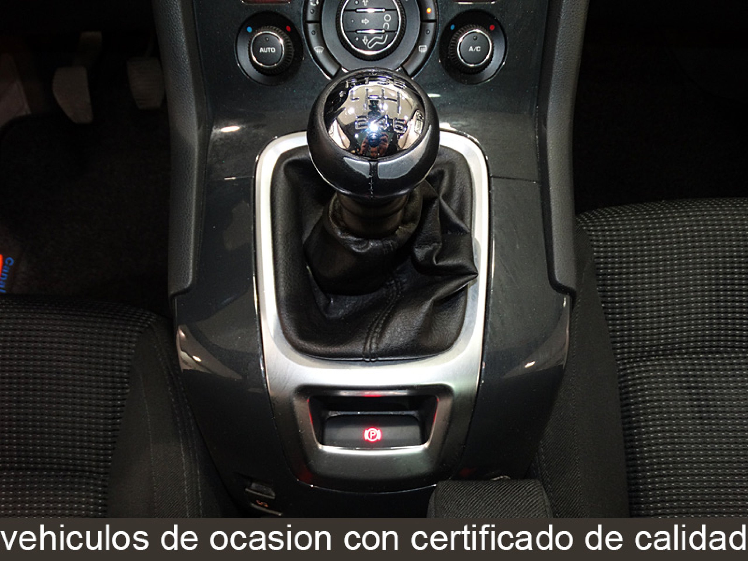 Foto Peugeot 5008 22