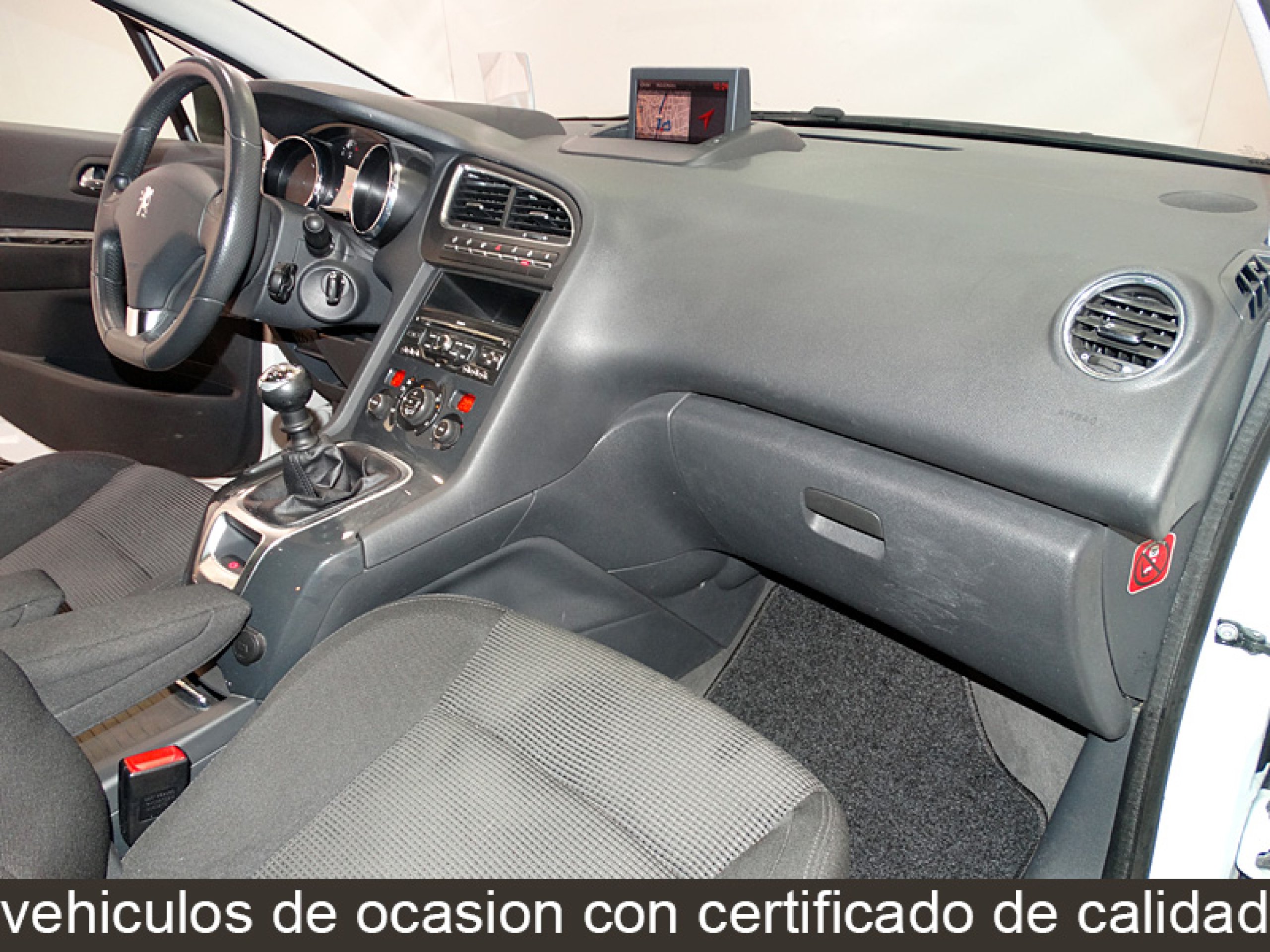 Foto Peugeot 5008 26