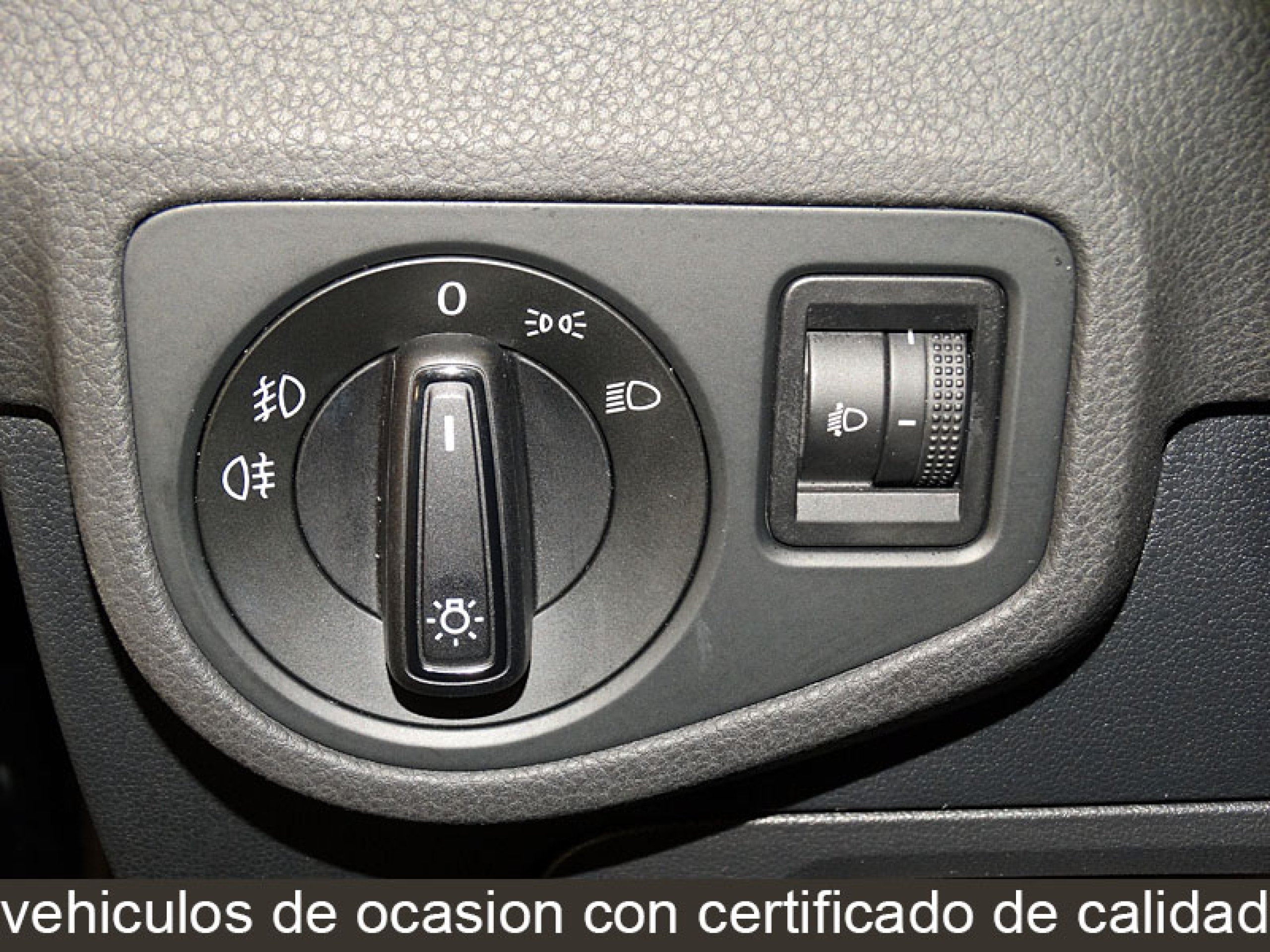 Foto Volkswagen Golf Sportsvan 32