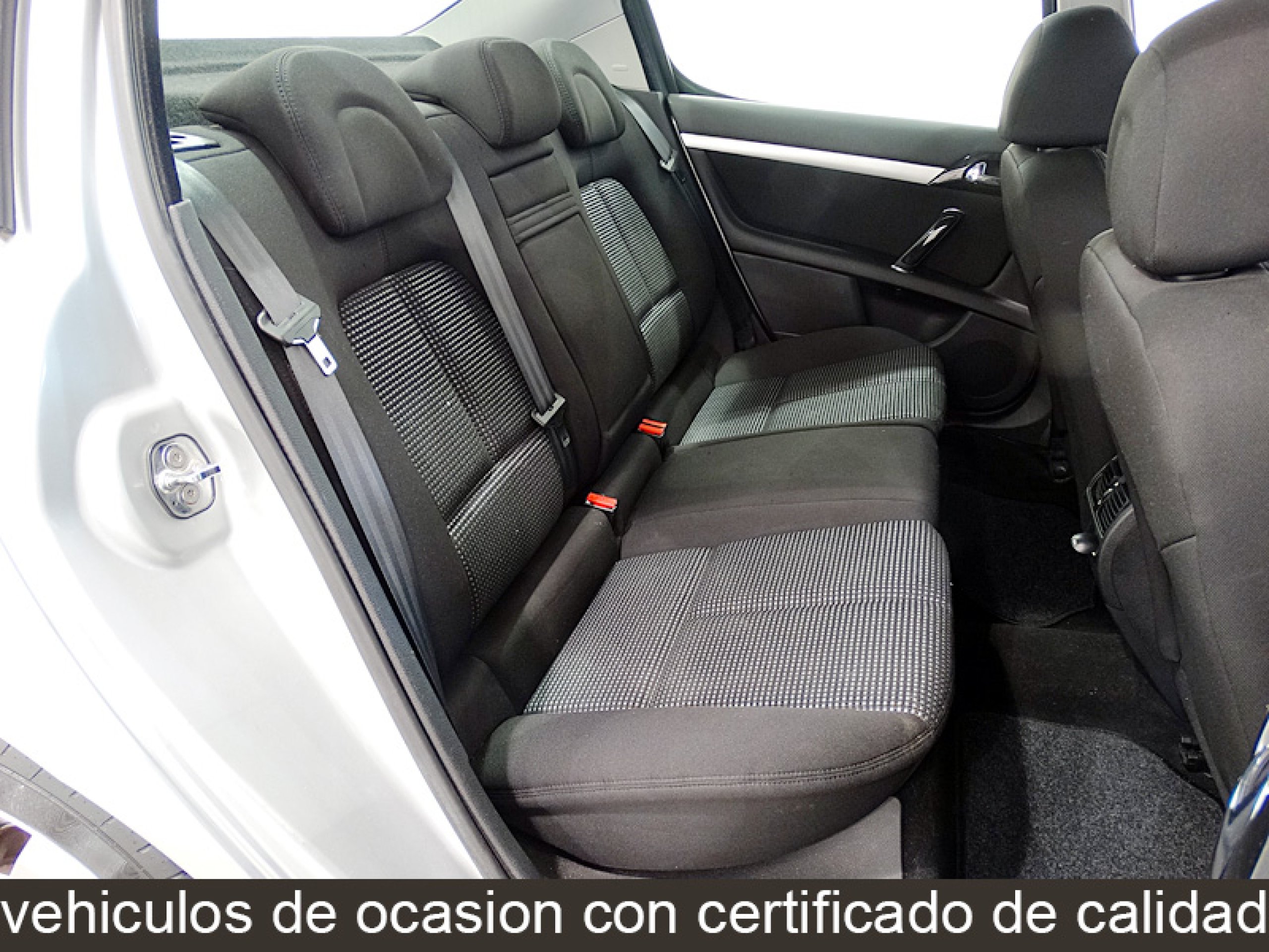Foto Peugeot 407 18