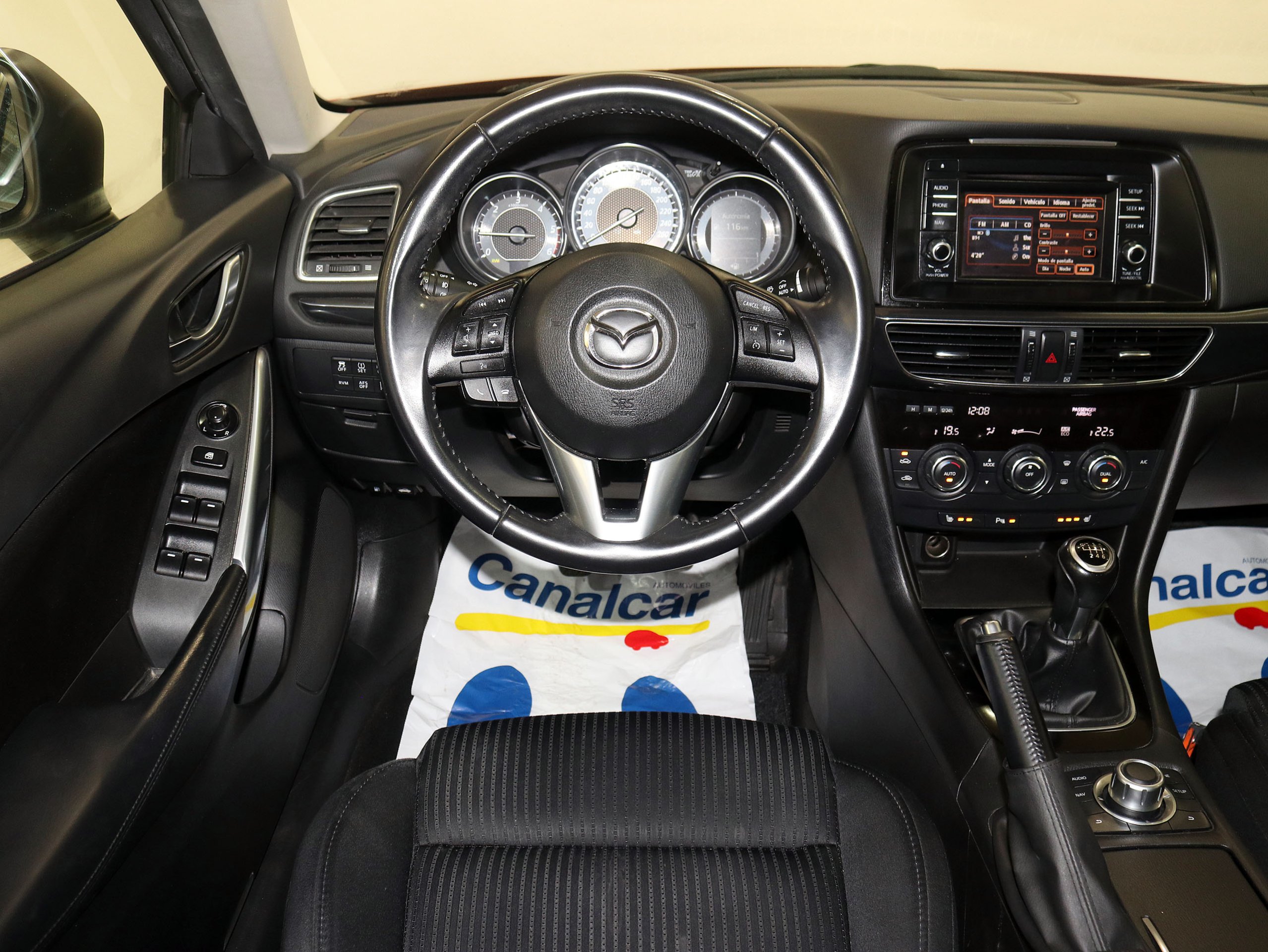 Foto Mazda 2 24