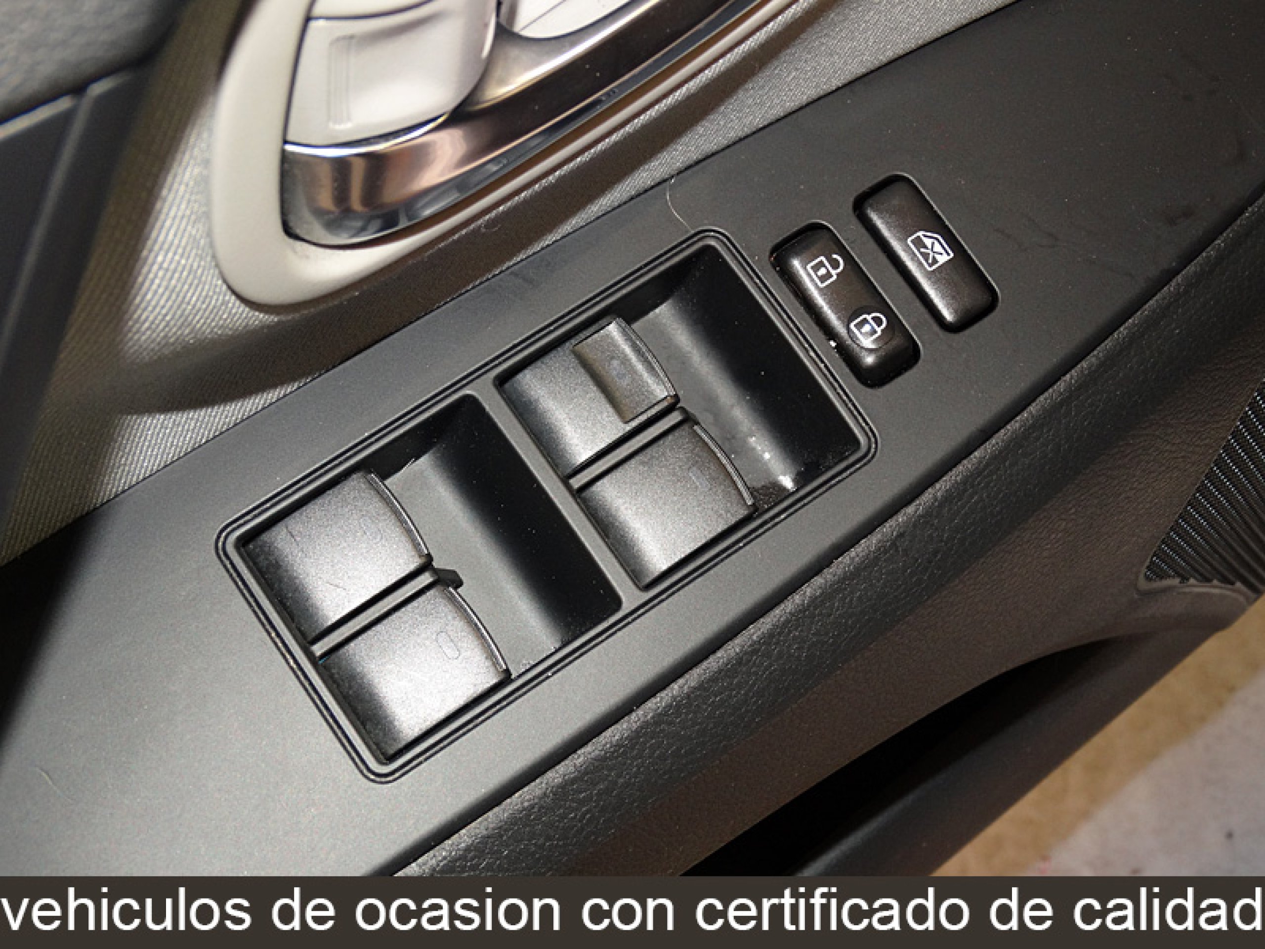 Foto Toyota Avensis 27