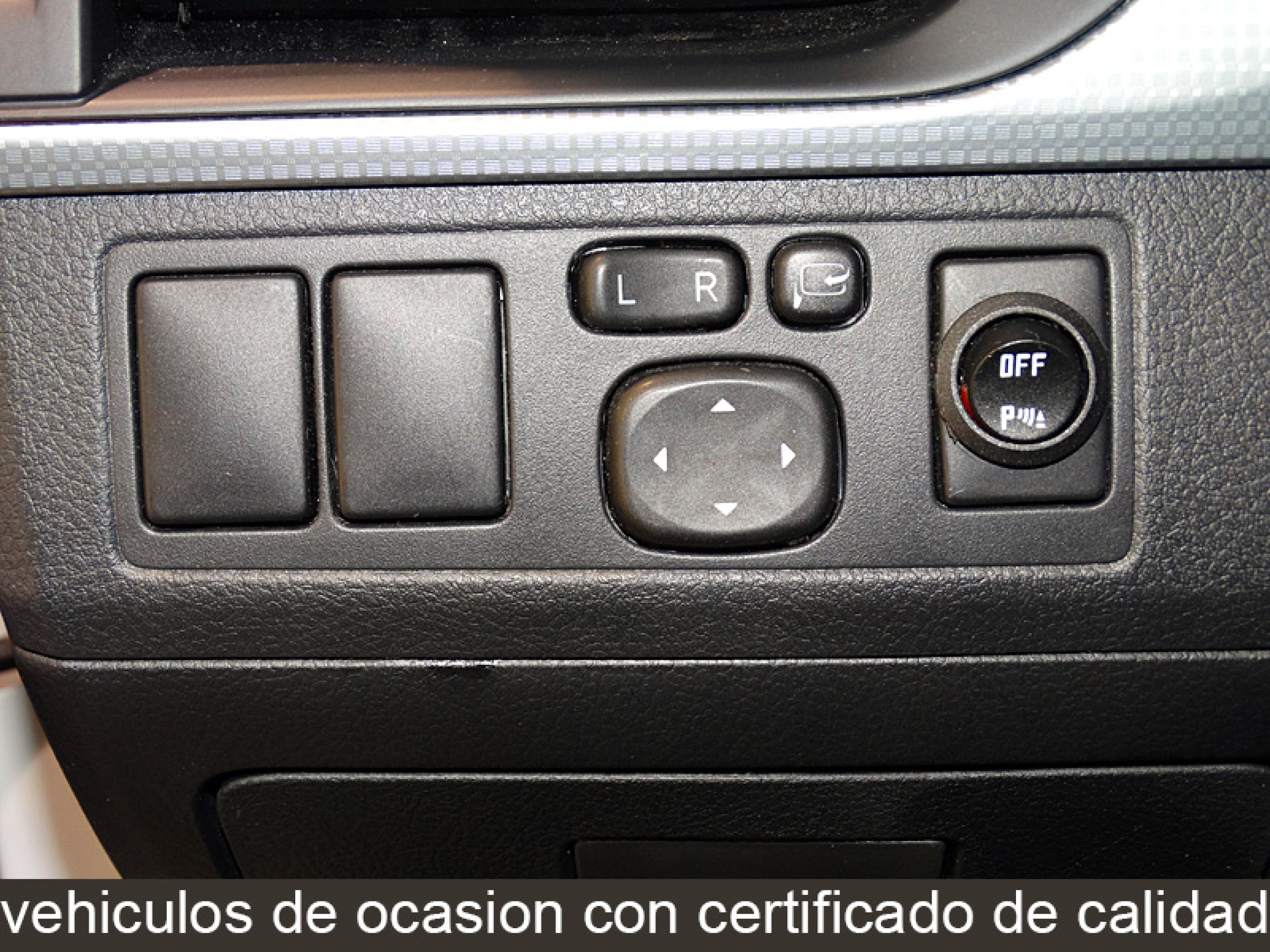 Foto Toyota Avensis 28