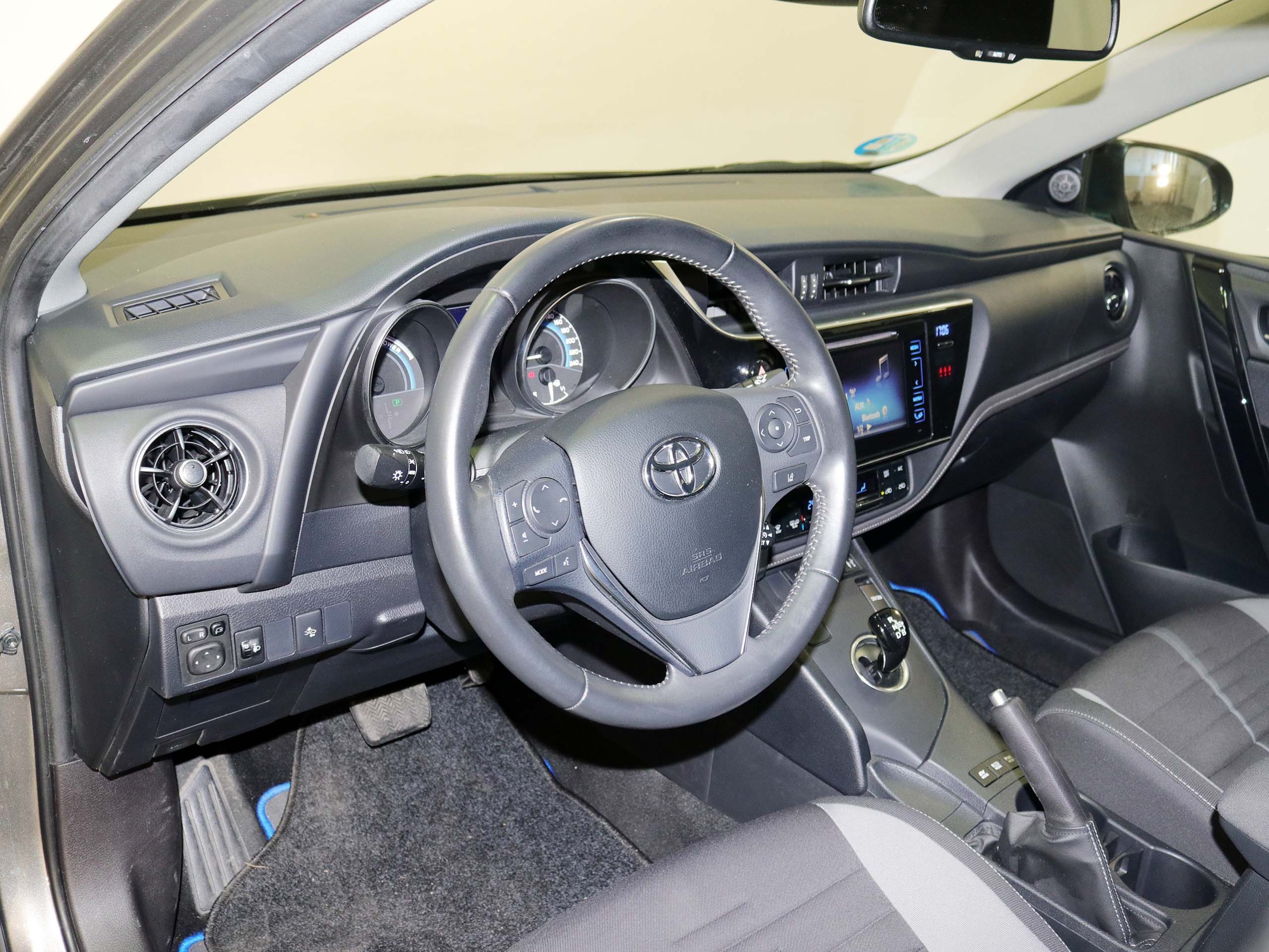 Foto Toyota Auris 25