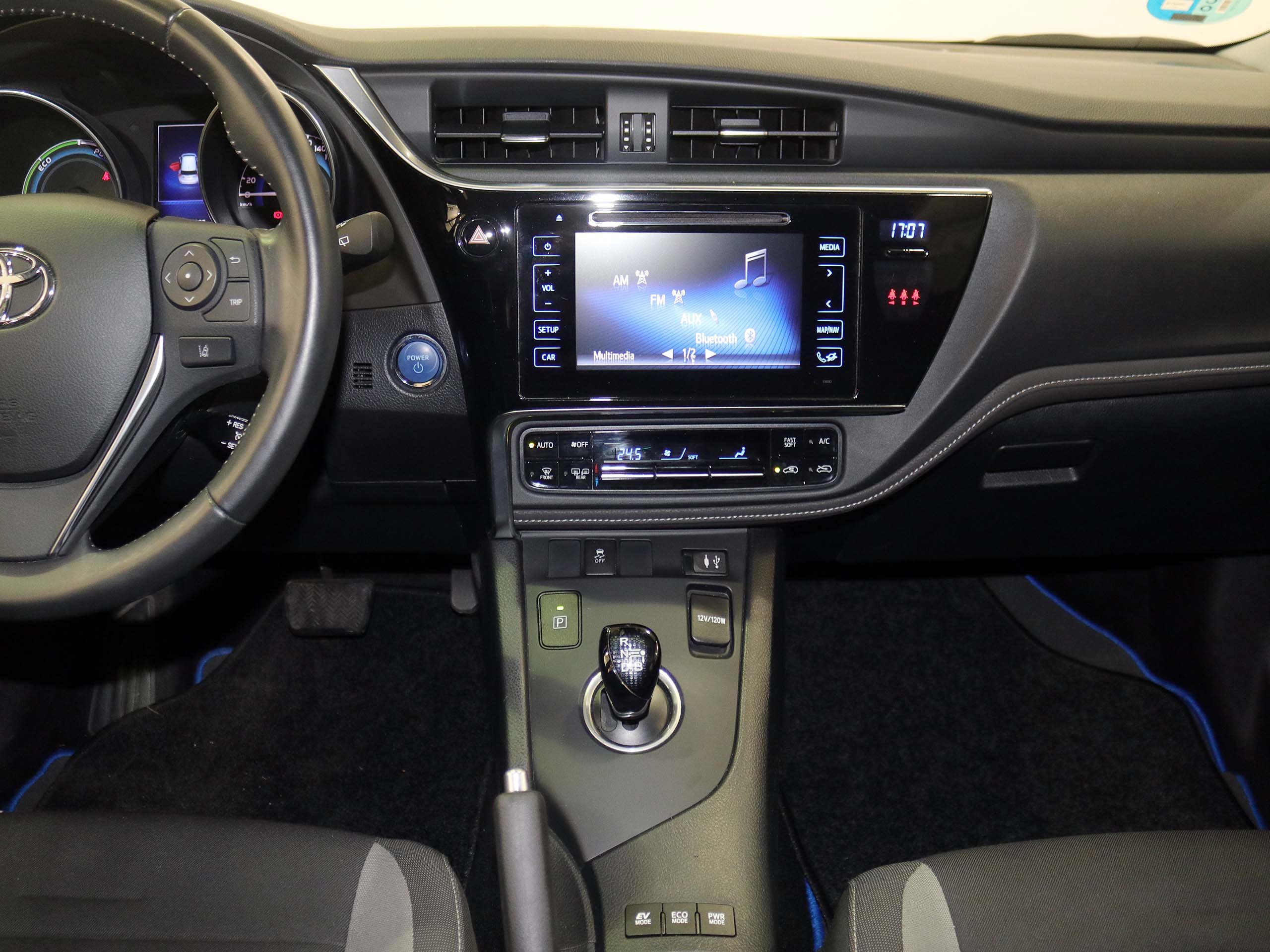 Foto Toyota Auris 28