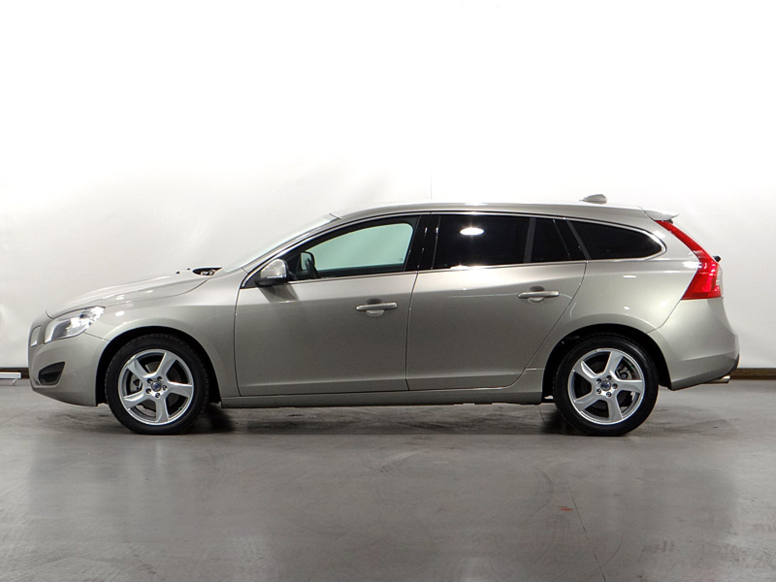 Foto Volvo V60 13