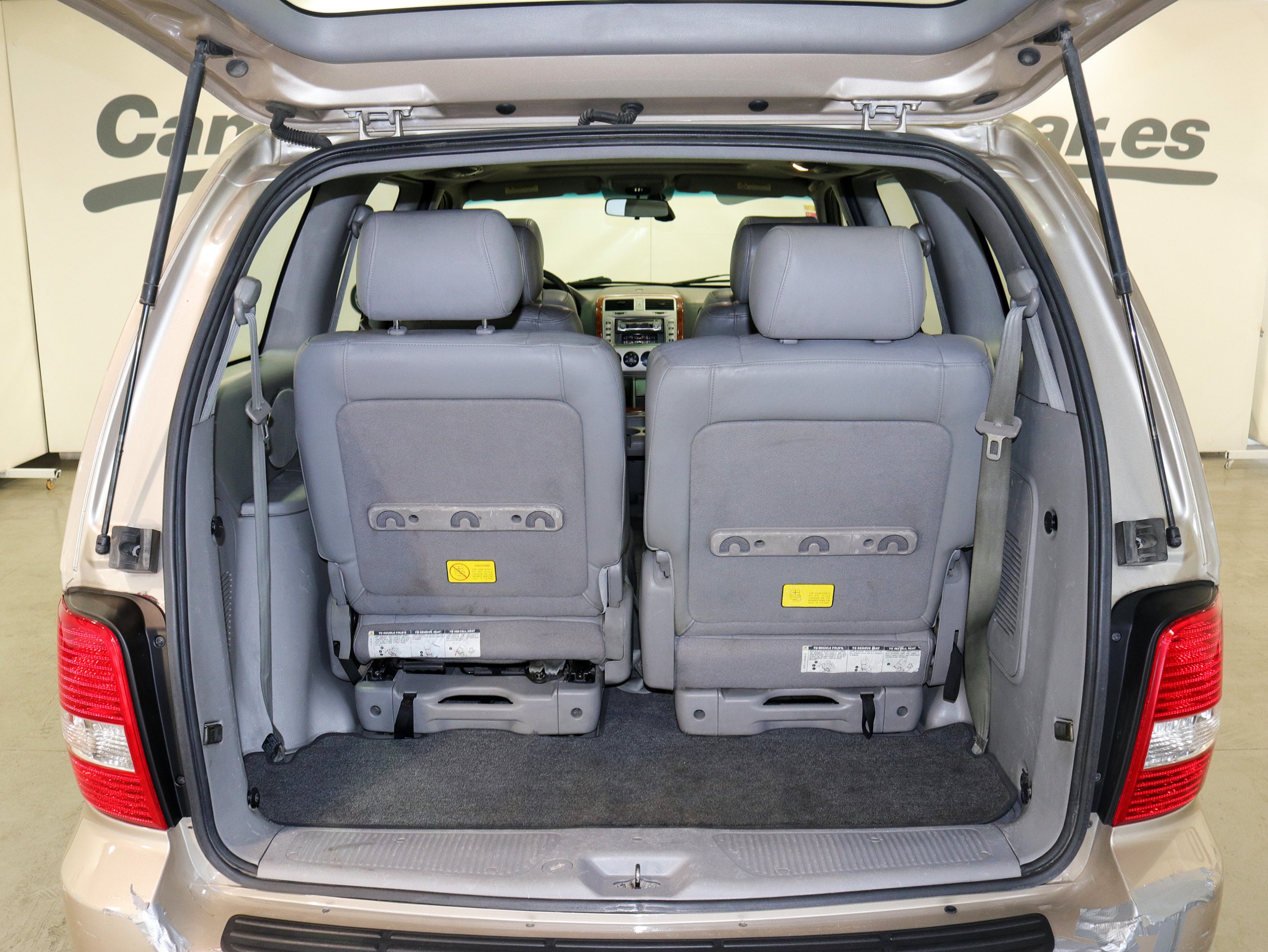 Foto Kia Carnival 10 Foto Kia Carnival 10